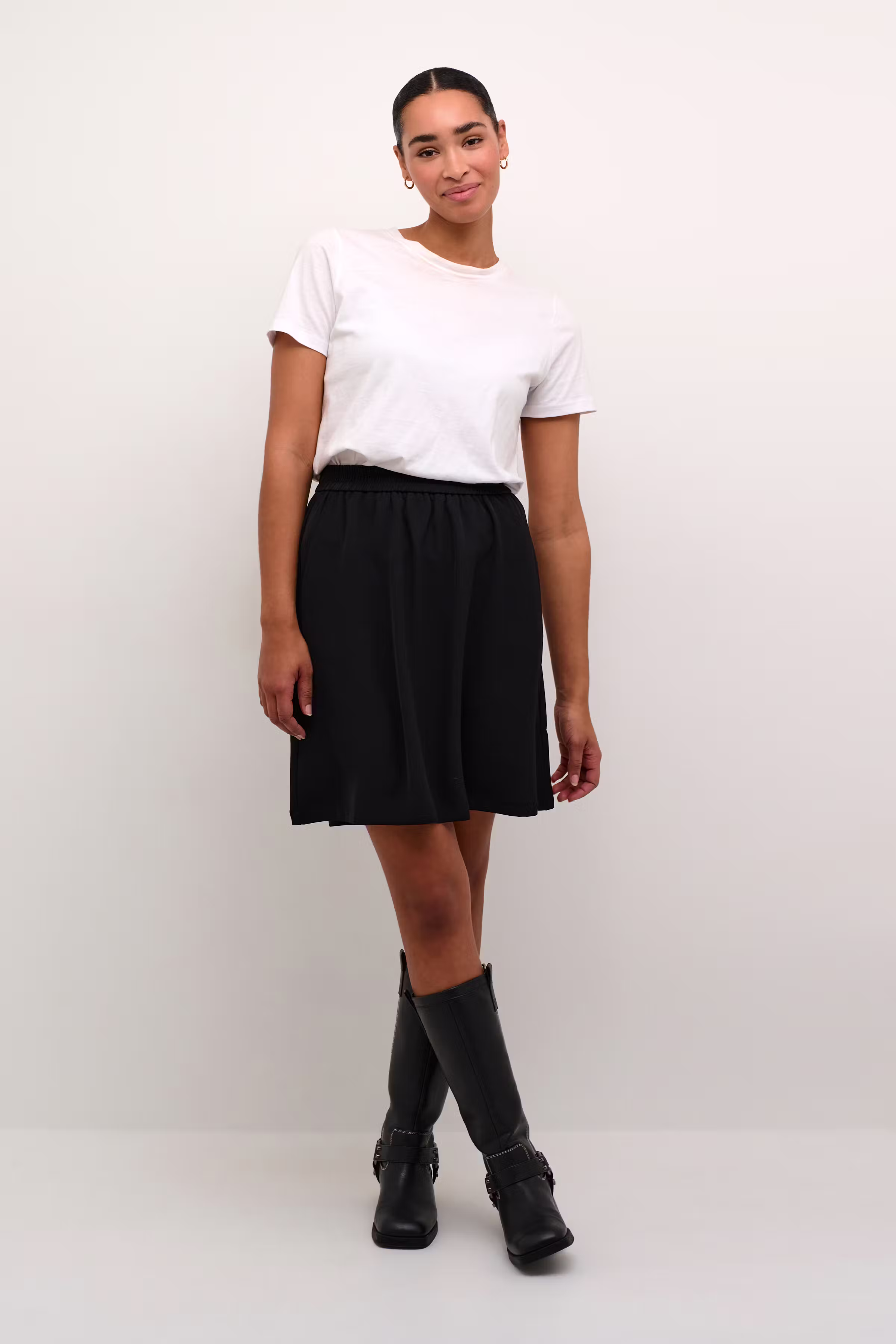 KAsigna Skjørt LOOKBOOK FRONT 10509103-100121