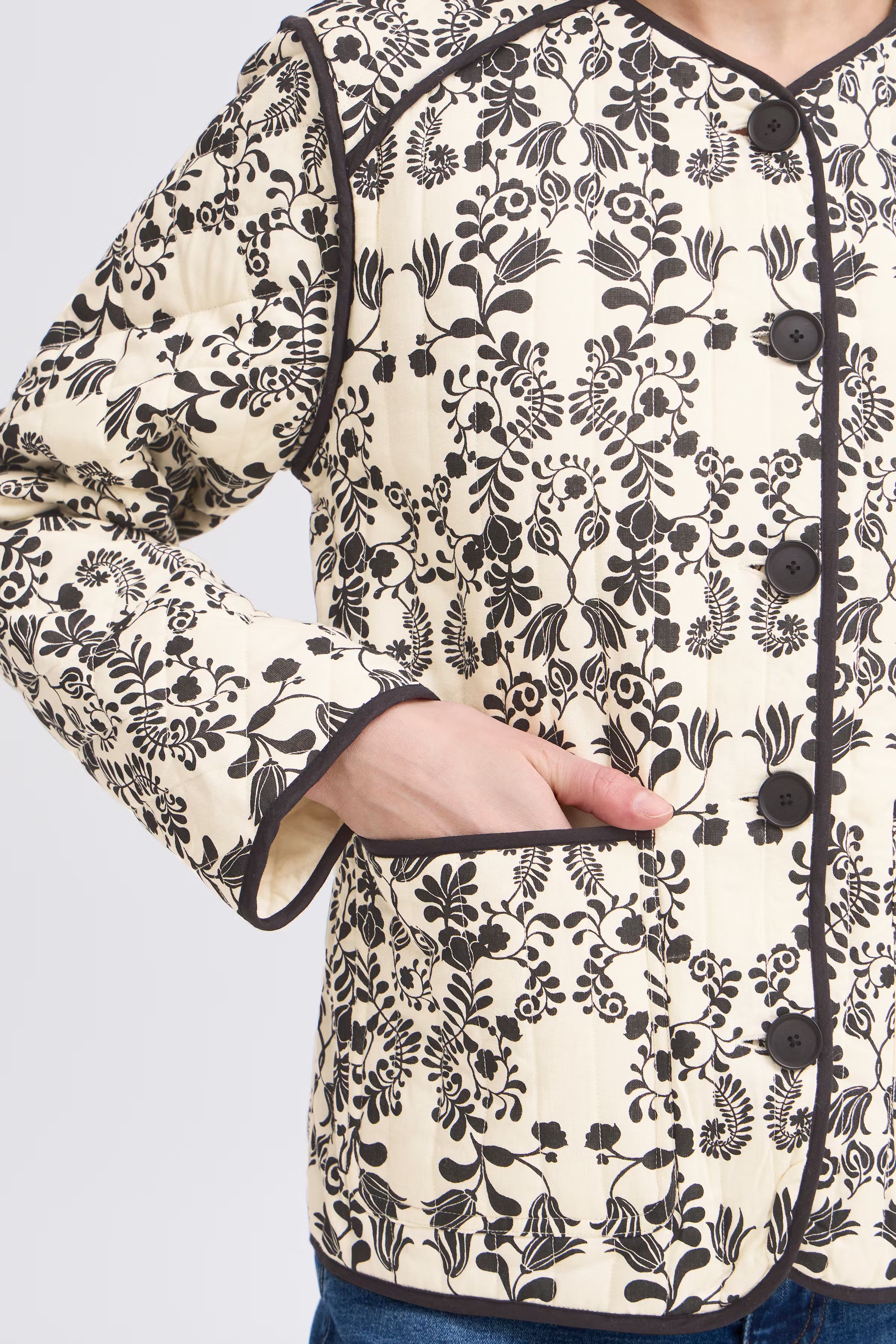 IHGIZARO Yttertøy LOOKBOOK DETAIL 20122421-204048