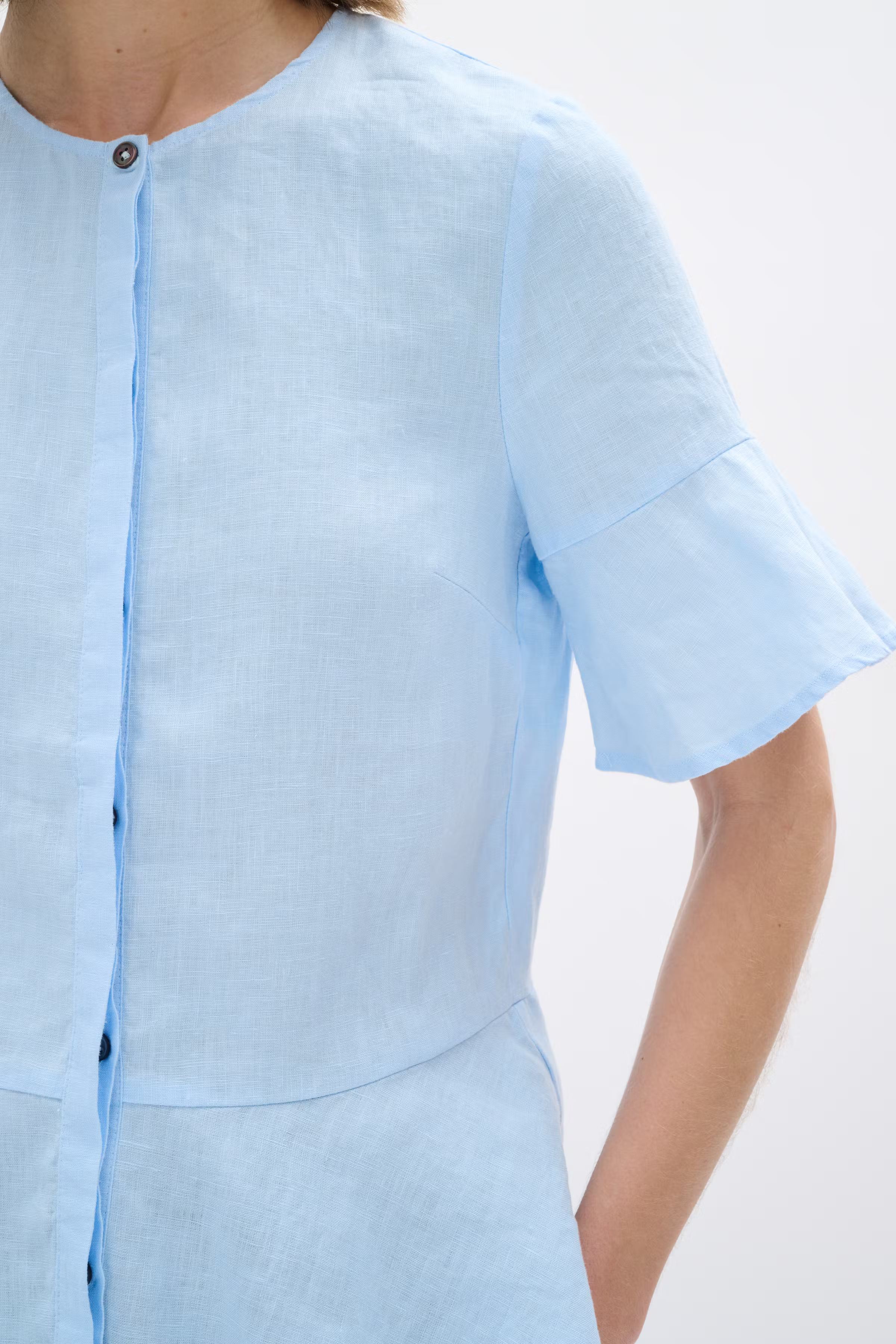 RigittaIW Linnen Overhemd LOOKBOOK DETAIL 30110343-154031