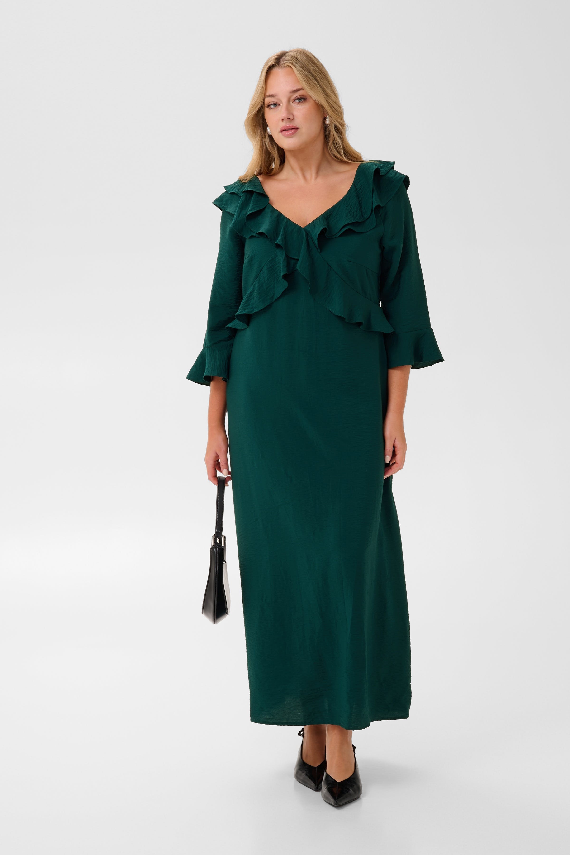 KCelsa Kleid LOOKBOOK FRONT 10584970-195320