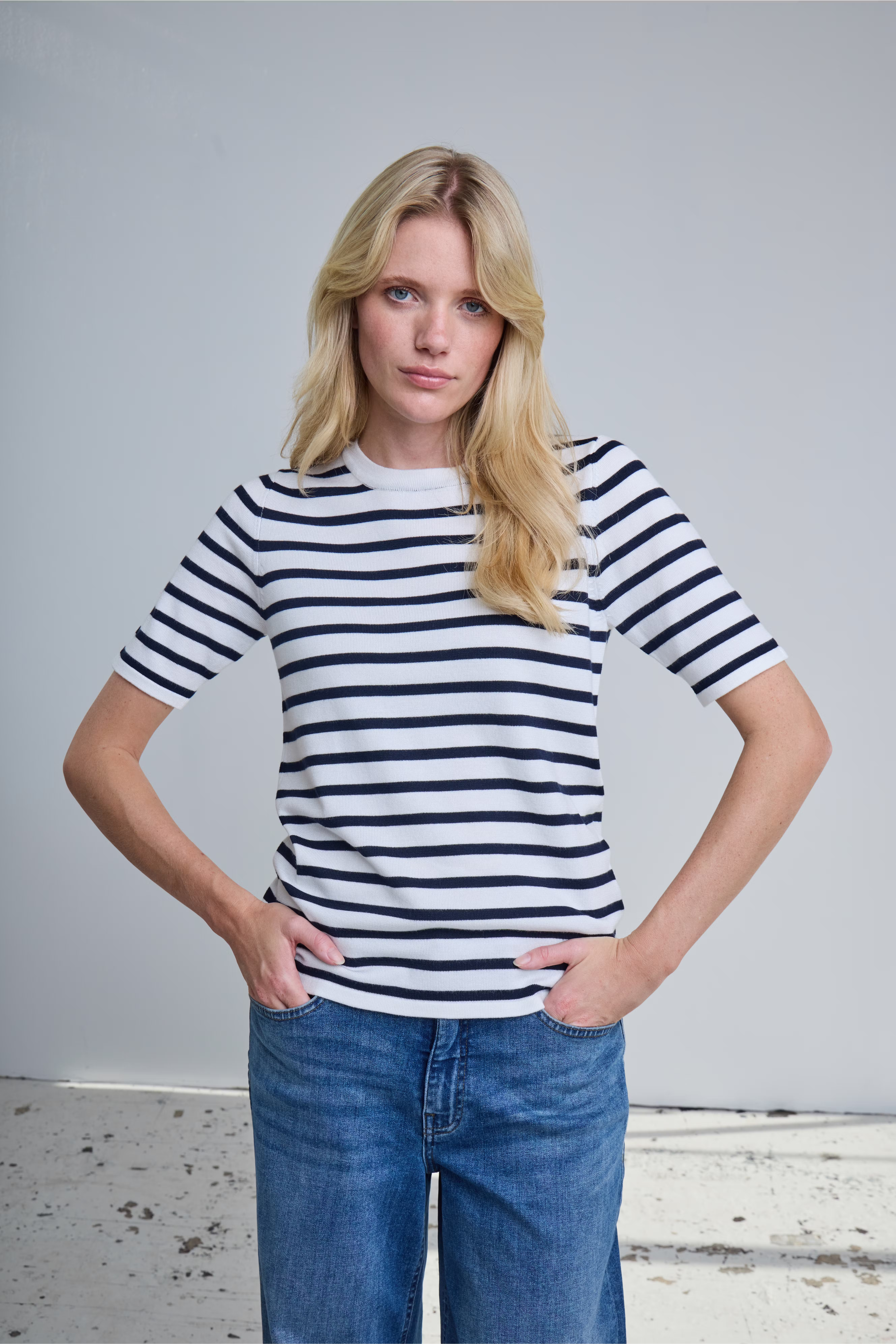 IHLULS Pullover LOCATION NONE 20125816-900007009