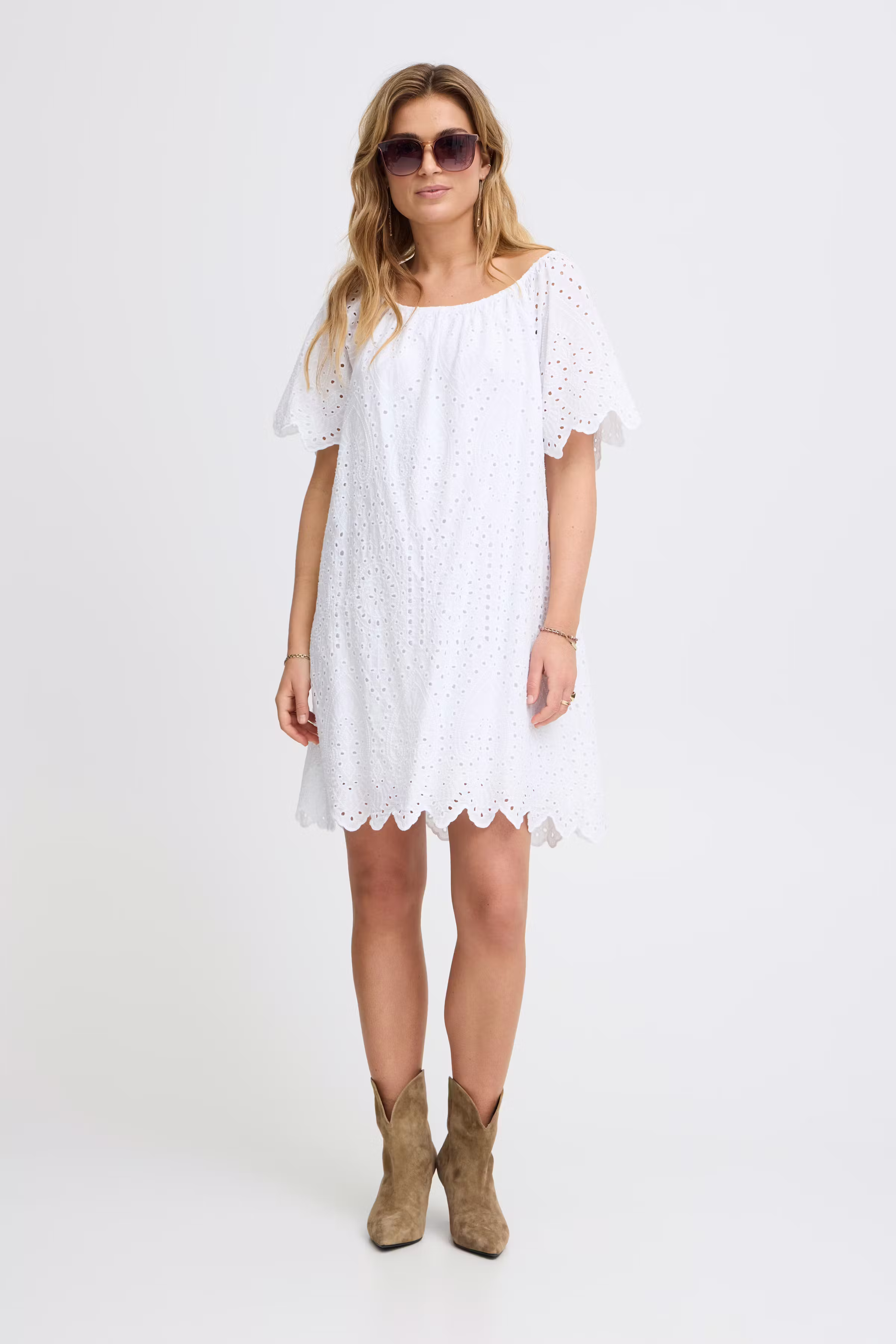 SBMILEA Kjole LOOKBOOK FRONT 22100562-110602