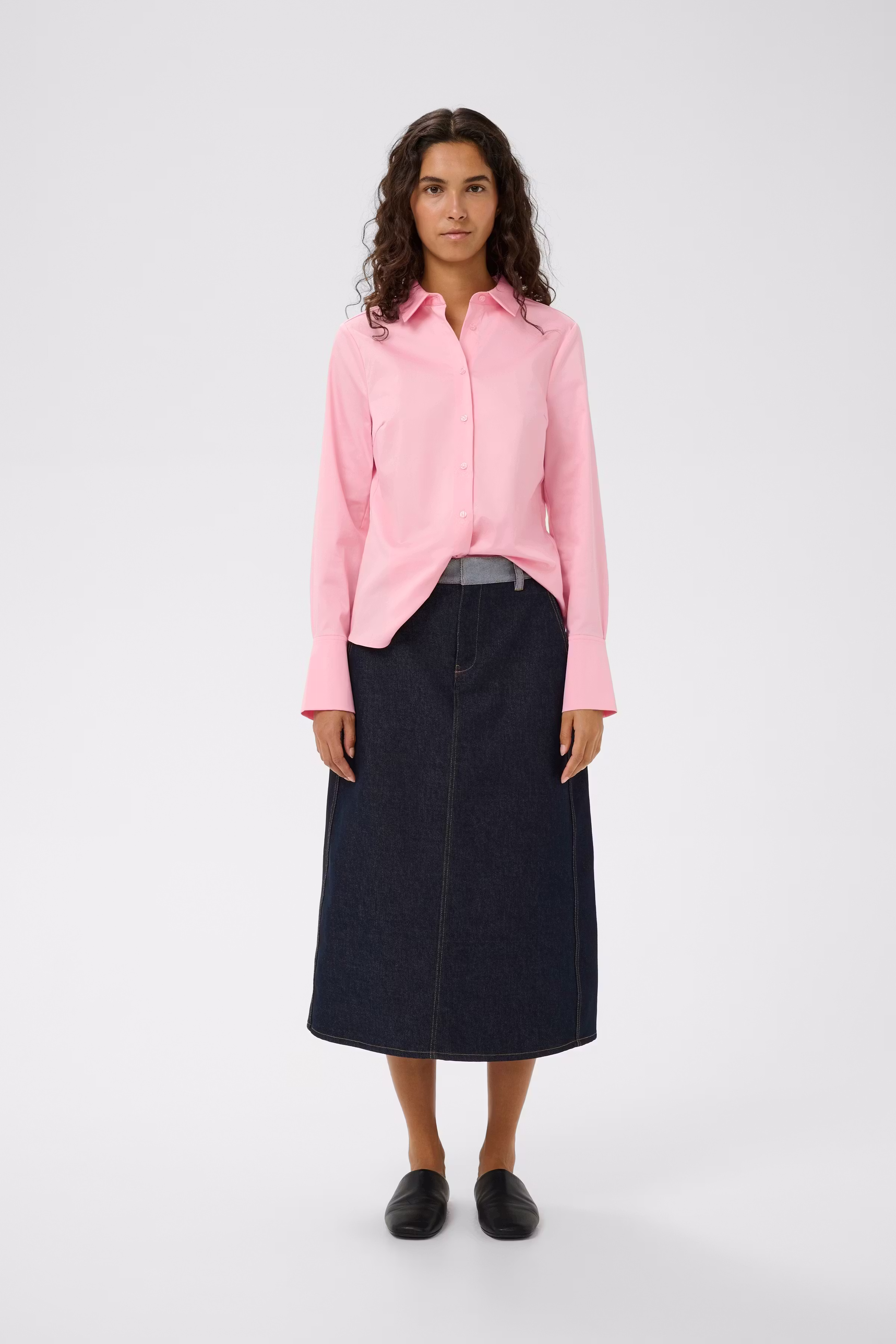 CallyIW Shirt LOOKBOOK FRONT 30109094-141911