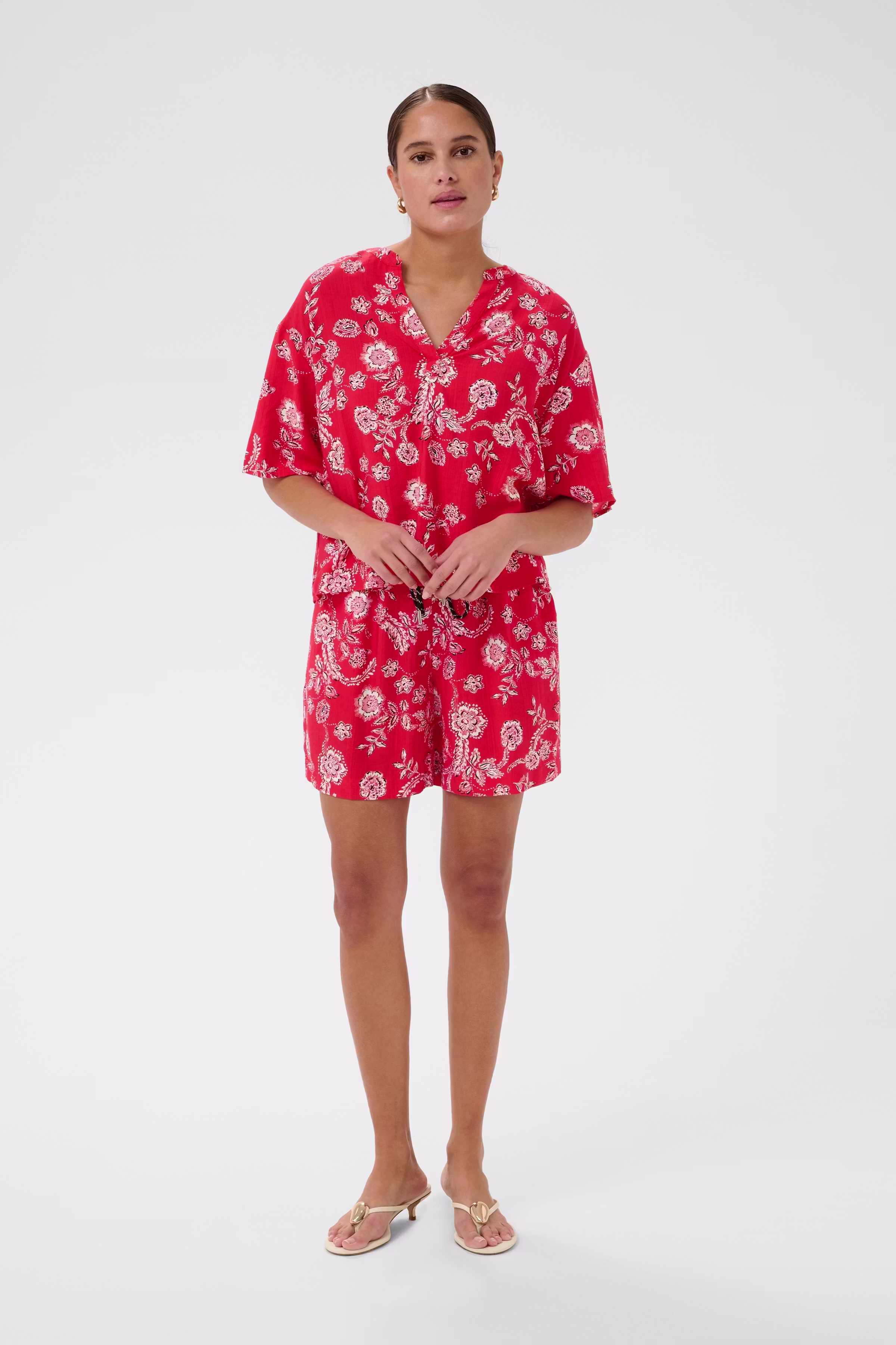 KAamina Bluse LOOKBOOK FRONT 10511554-109289