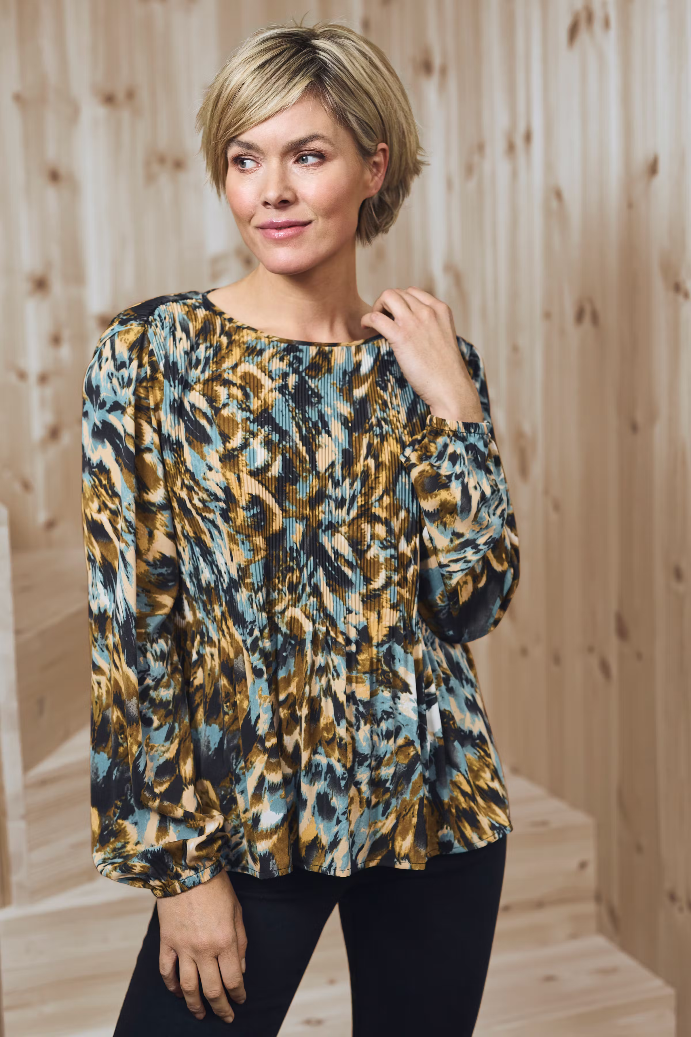 BPlaura Blouse LOCATION NONE 10590612-105561B