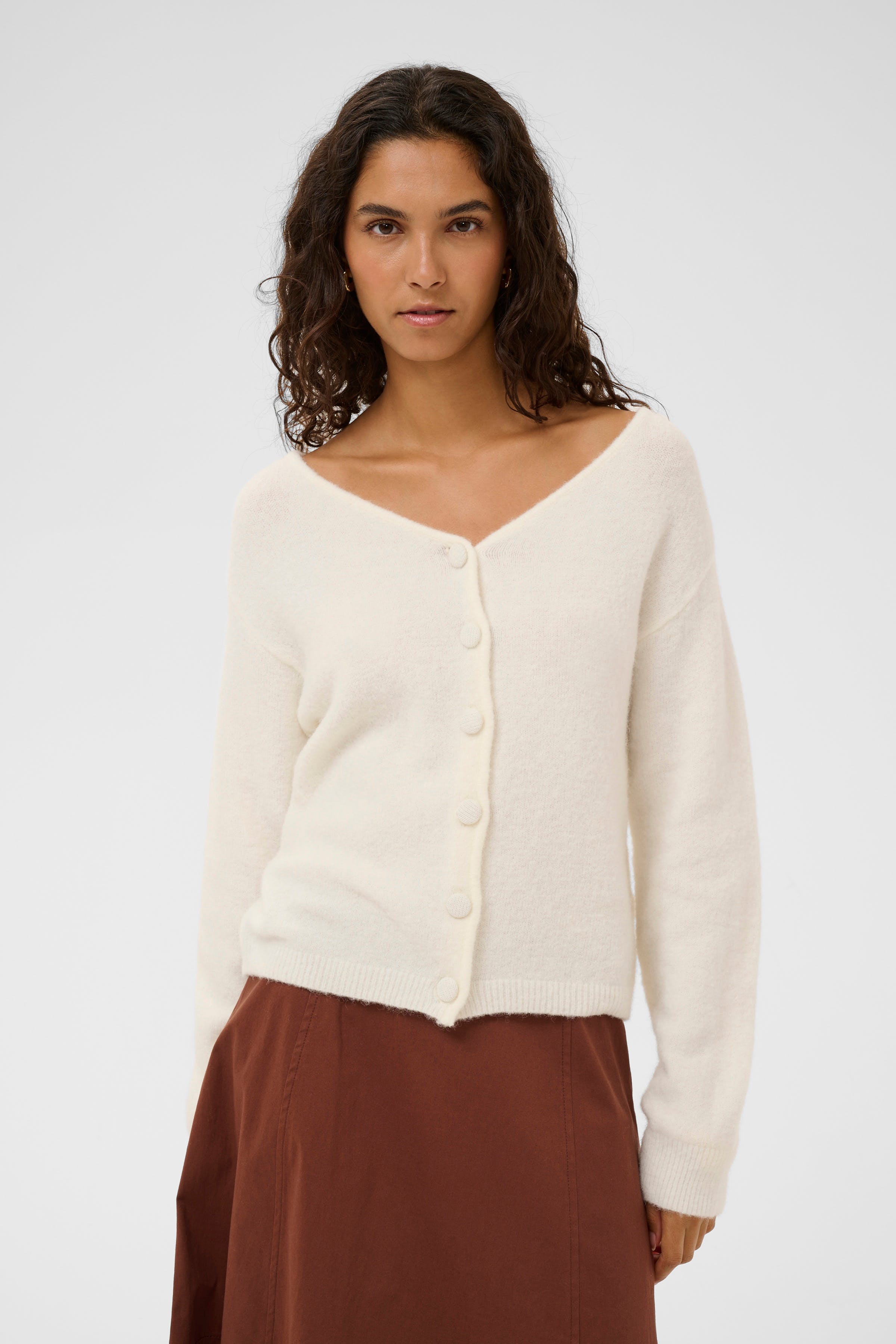 SLAnina Cardigan LOOKBOOK FRONT 30408986-111001