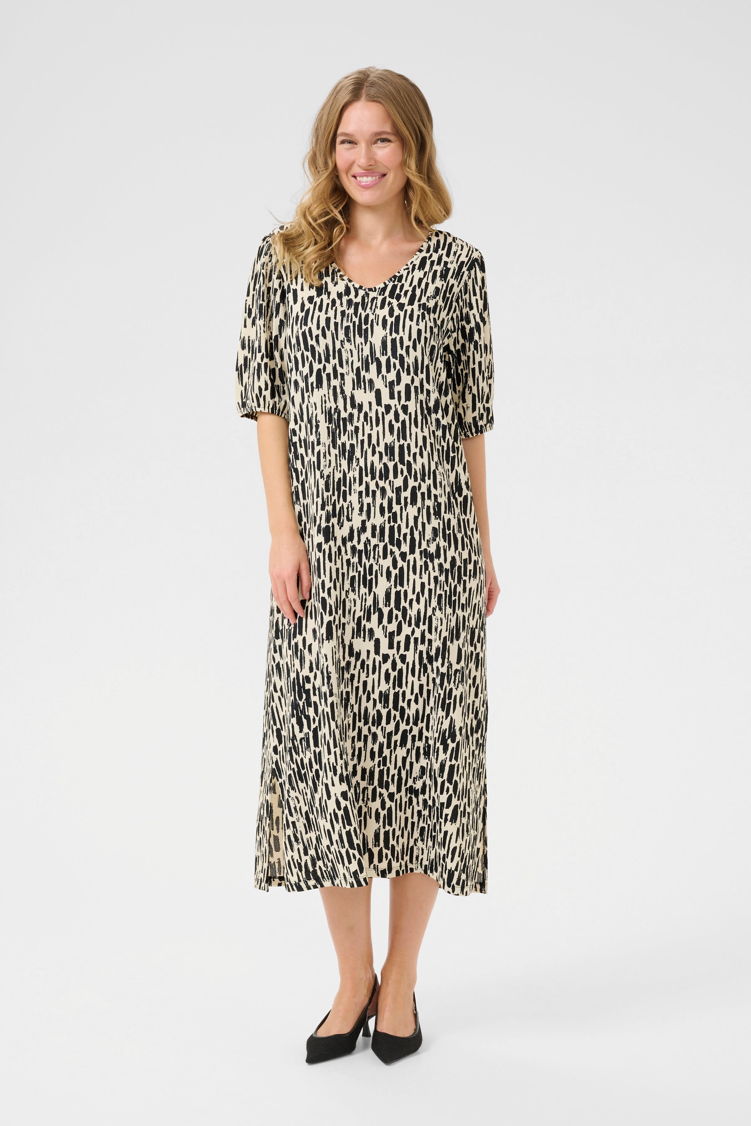 BPanika Kleid LOOKBOOK FRONT 10590838-107496B