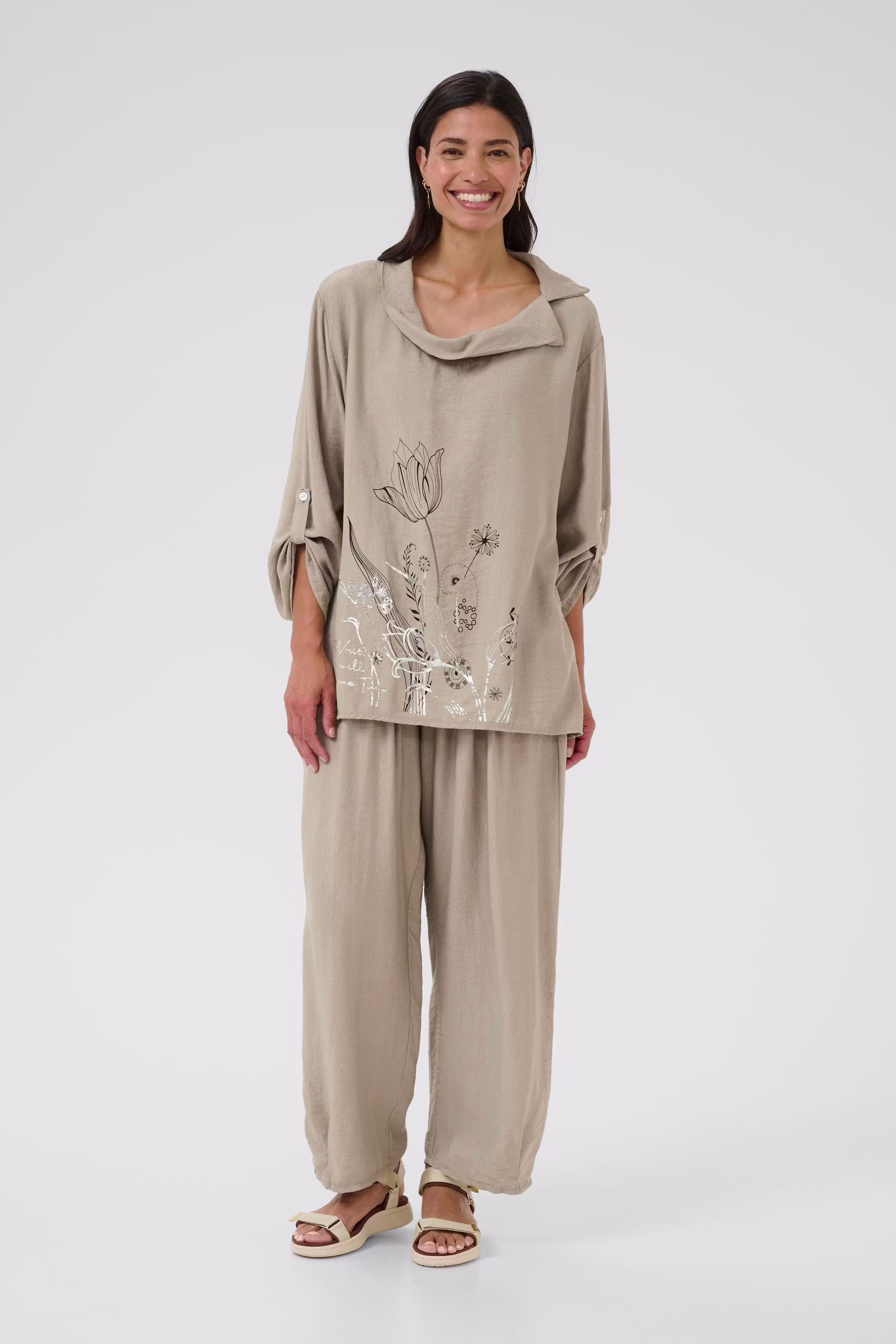 BPkiana Blouse LOOKBOOK FRONT 40103549-400705