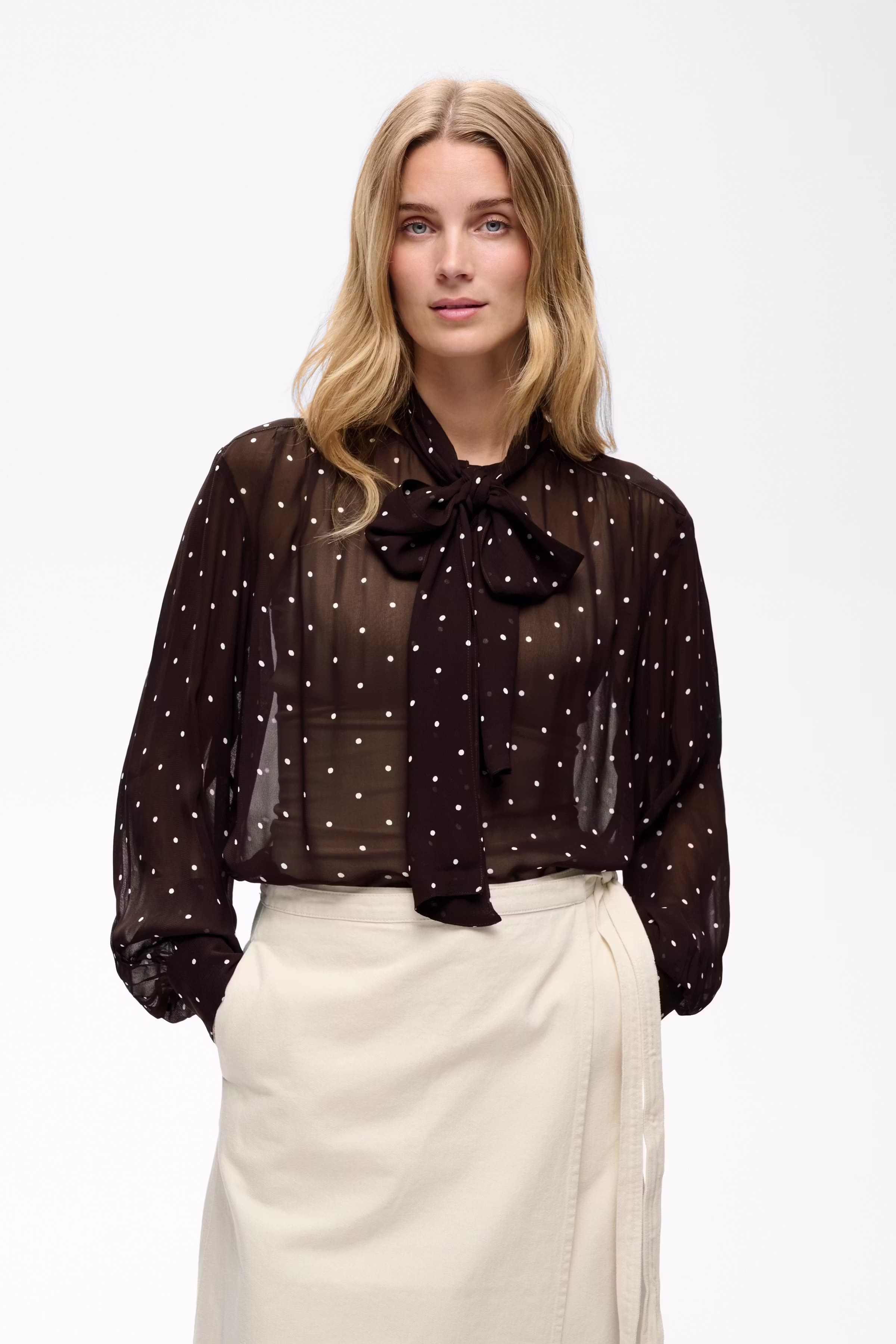 YaninaPW Blouse LOOKBOOK FRONT 30311038-305443