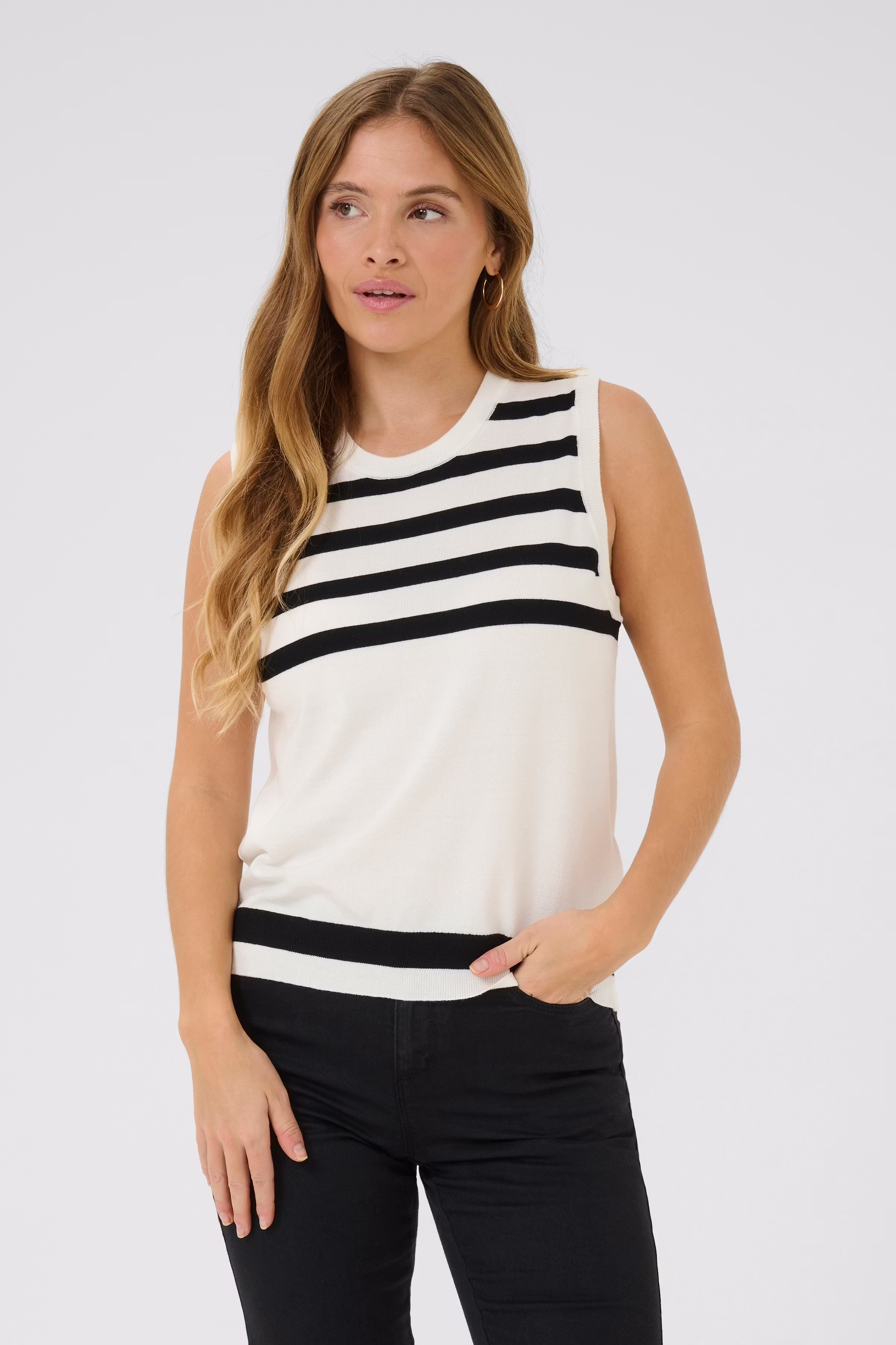 KAlizzy Slipover LOOKBOOK FRONT 10508539-108112