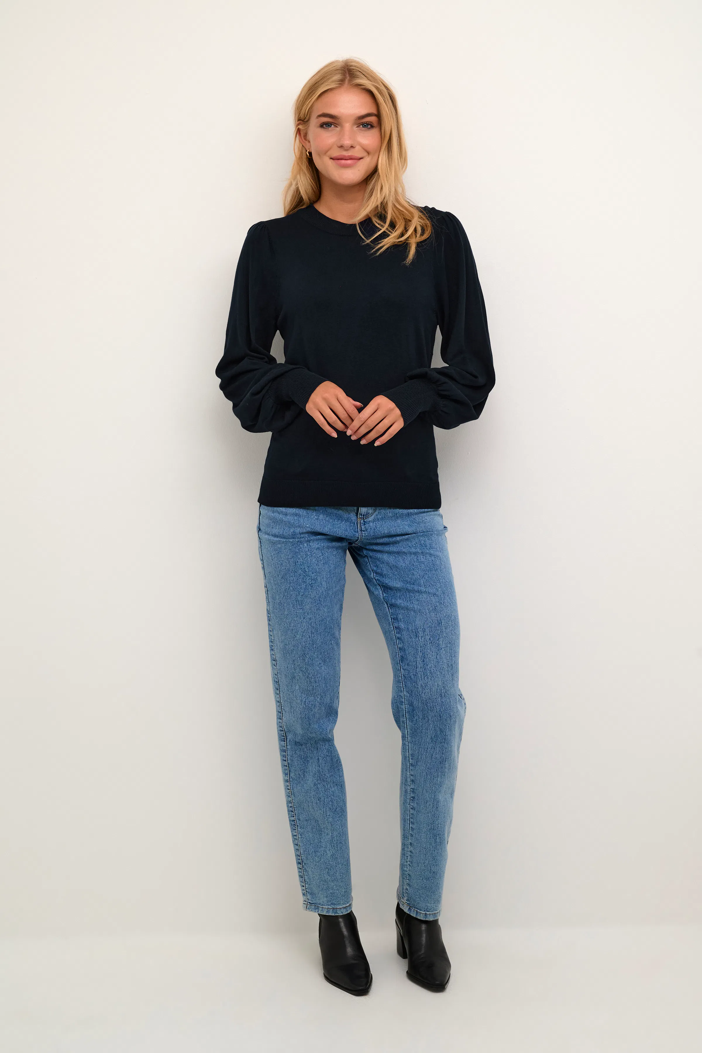 KAlizza Pullover LOOKBOOK FRONT 10508277-194020