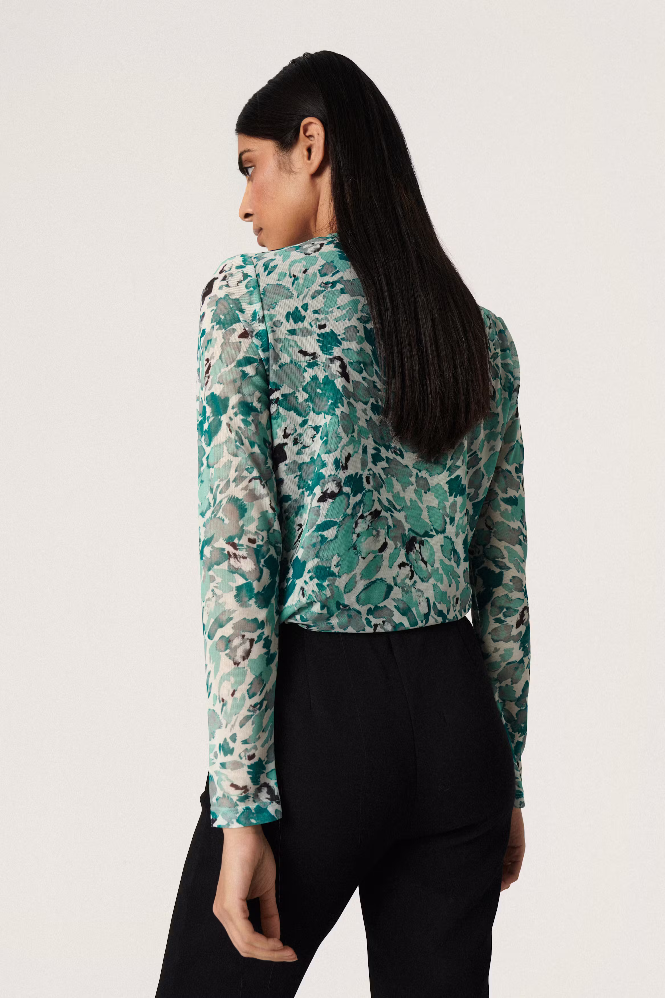 SLDemara T-shirt LOOKBOOK BACK 30406473-301714