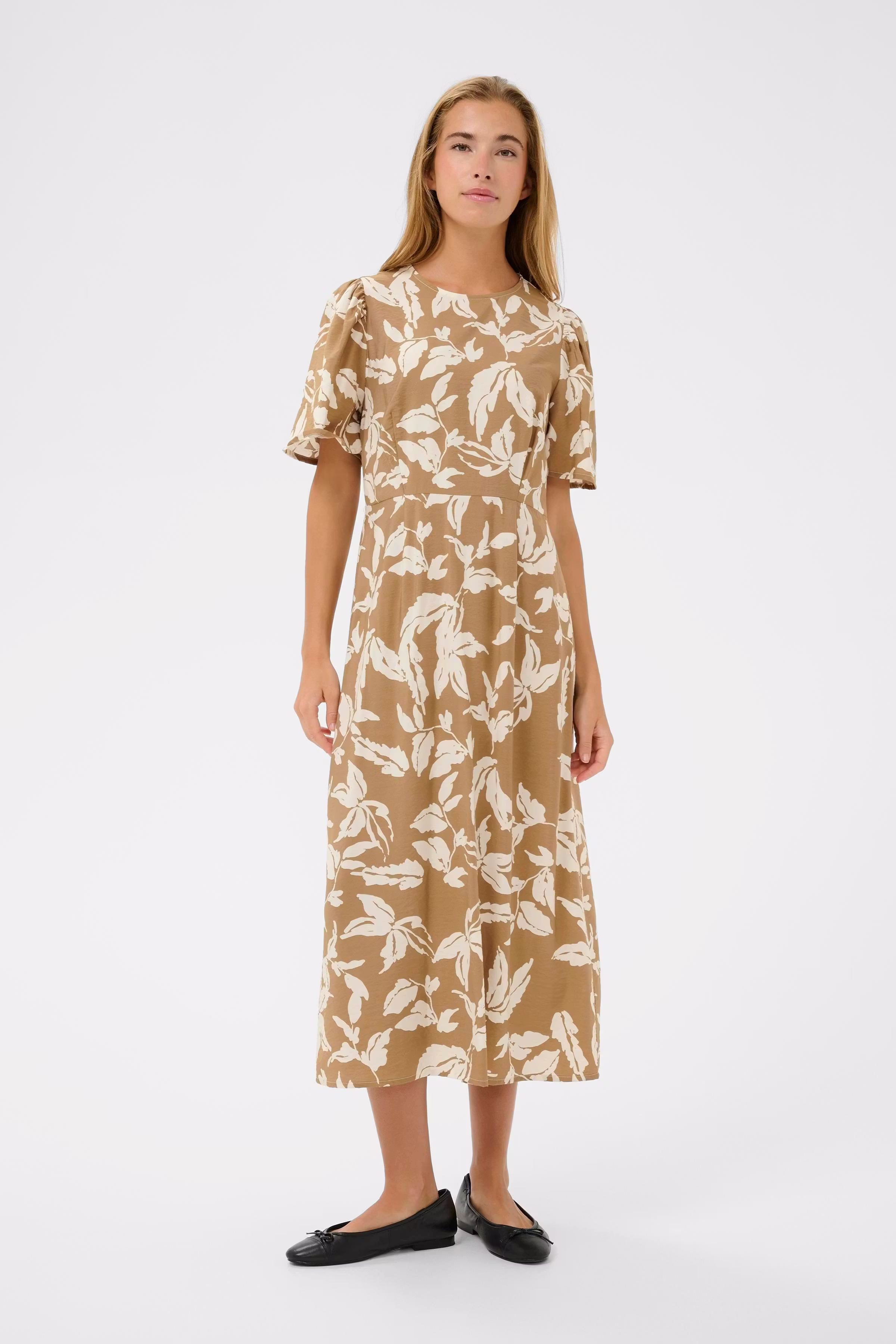KAmarlo Robe LOOKBOOK FRONT 10511407-109010
