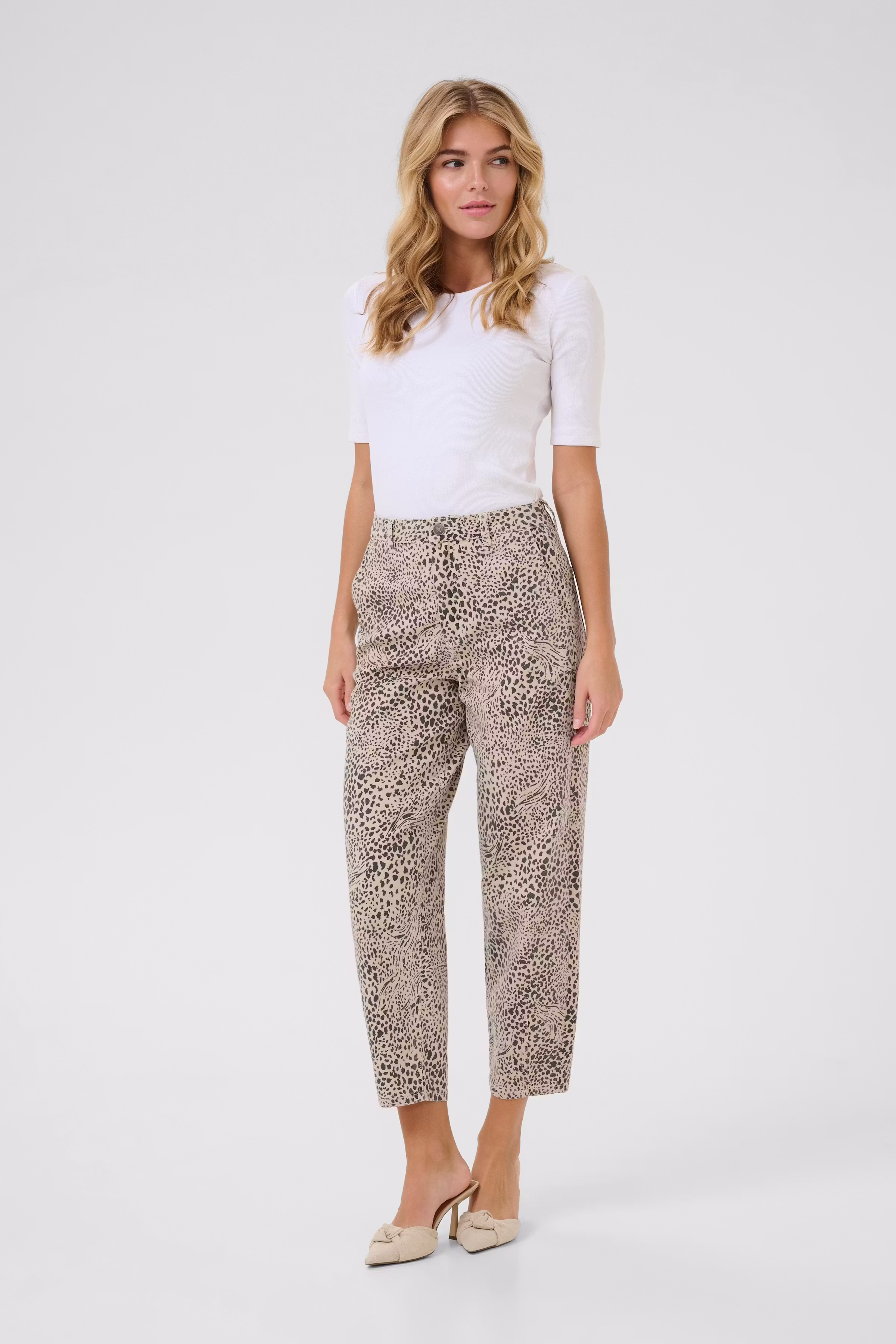 KAlisa Jeans LOOKBOOK FRONT 10510019-107403