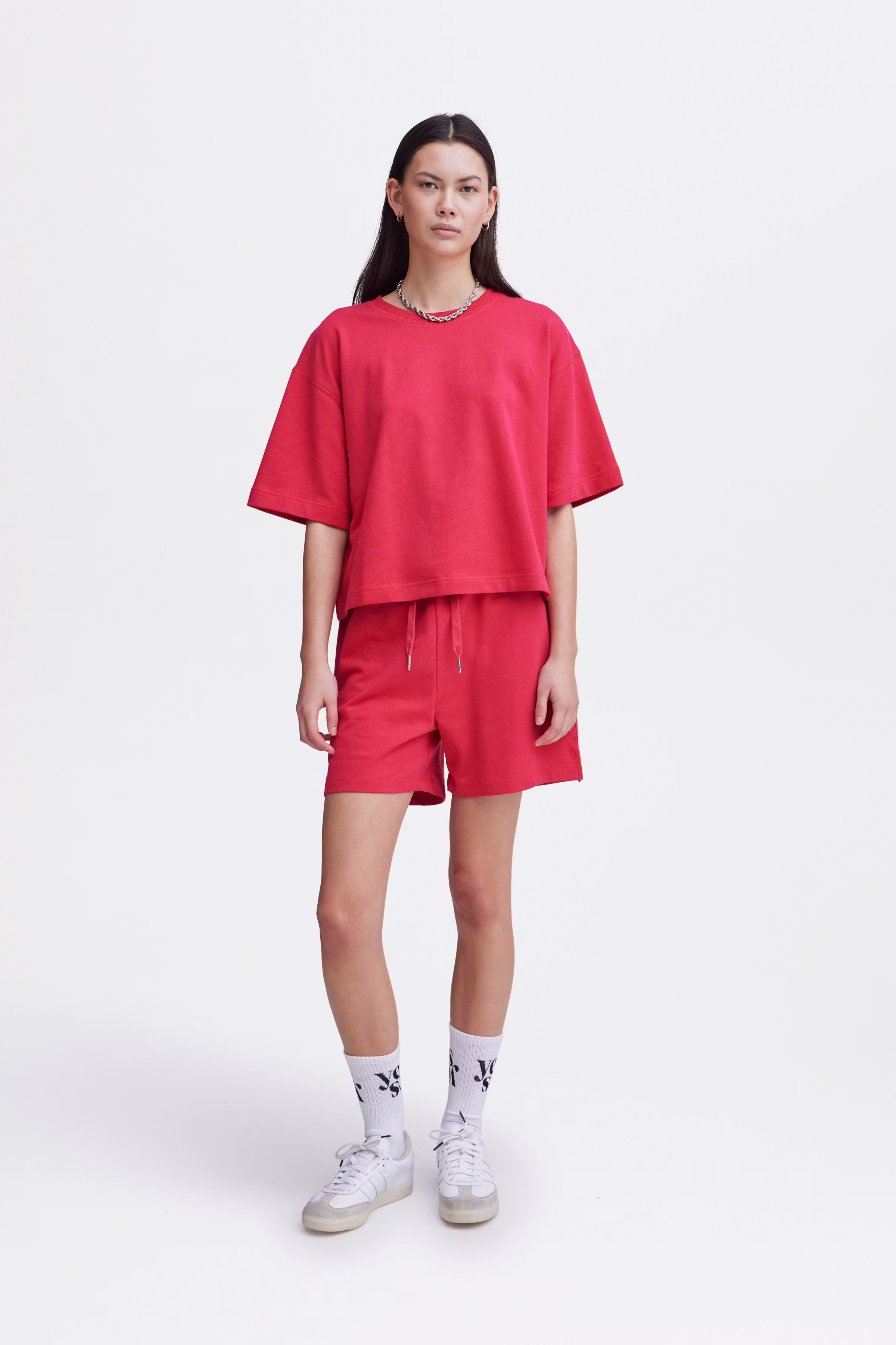 IHOCIE Sweatshirt LOOKBOOK FRONT 20120768-181951