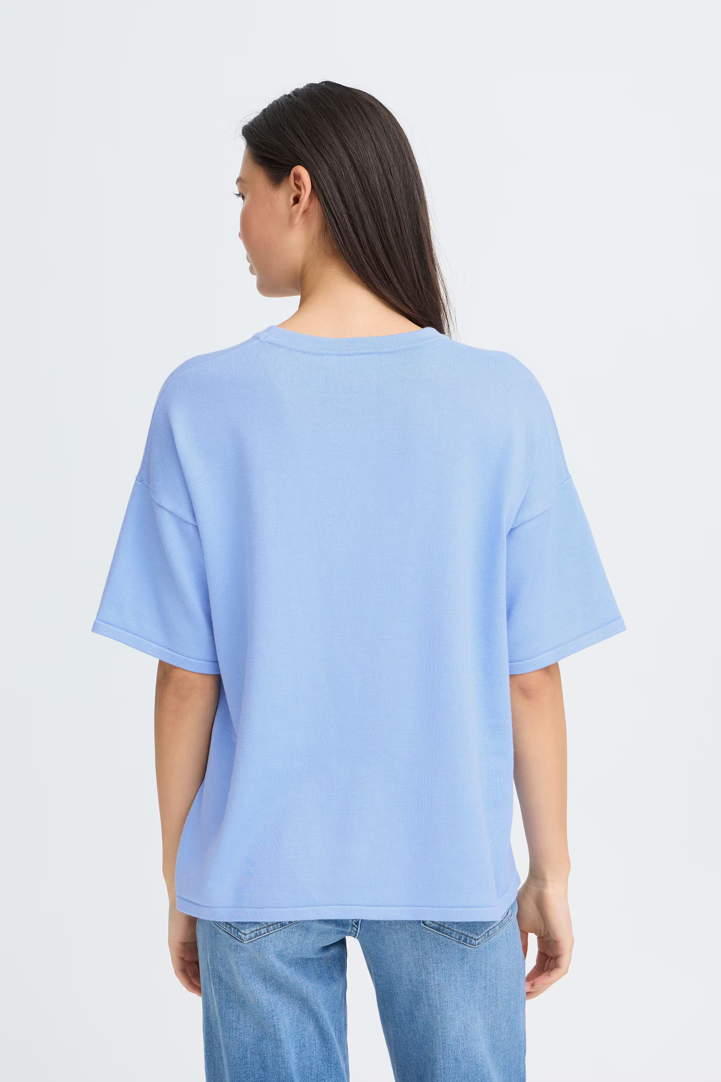 IHLULS Pullover LOOKBOOK BACK 20125817-153932