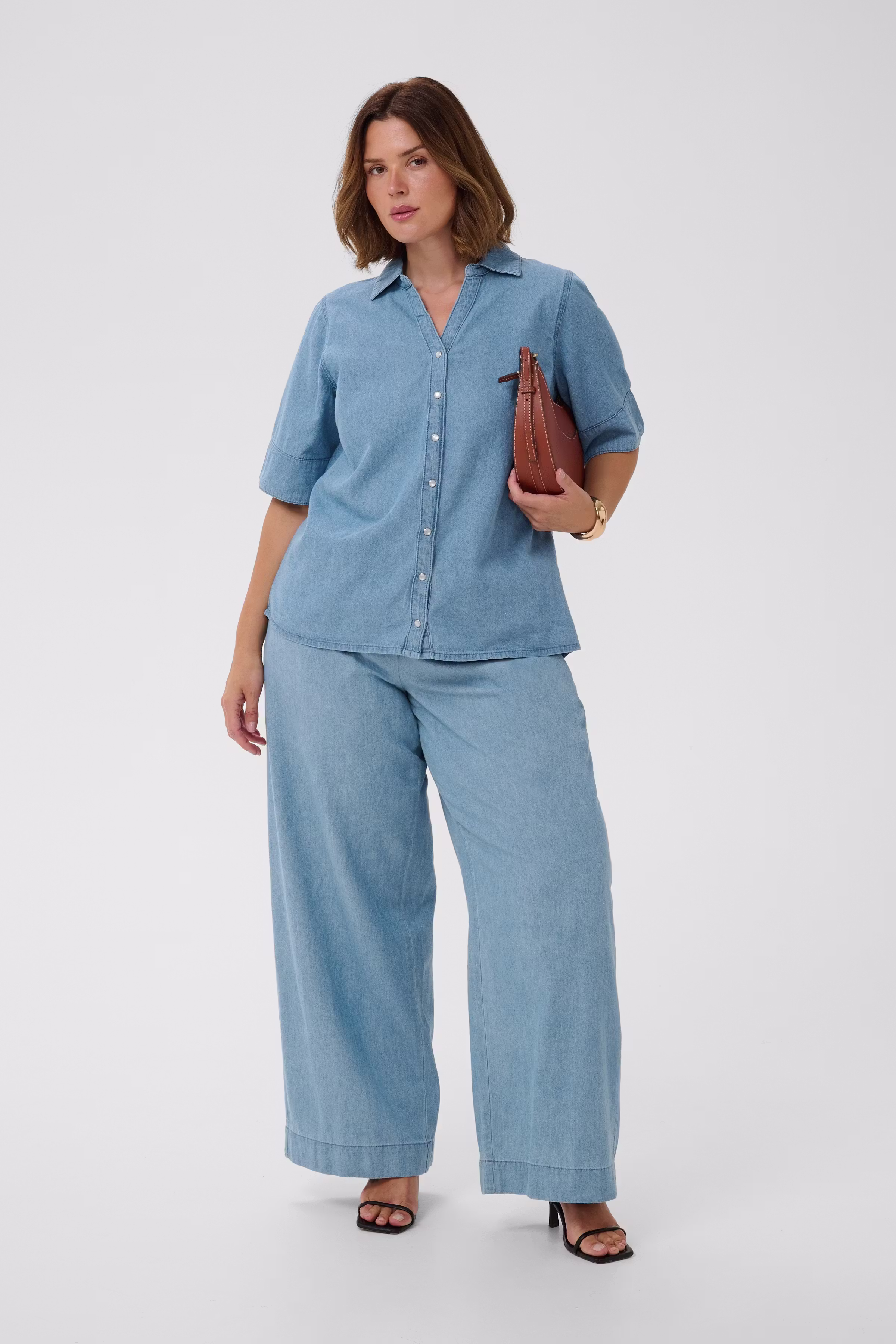 KCjada Overhemd LOOKBOOK FRONT 10584168-105707