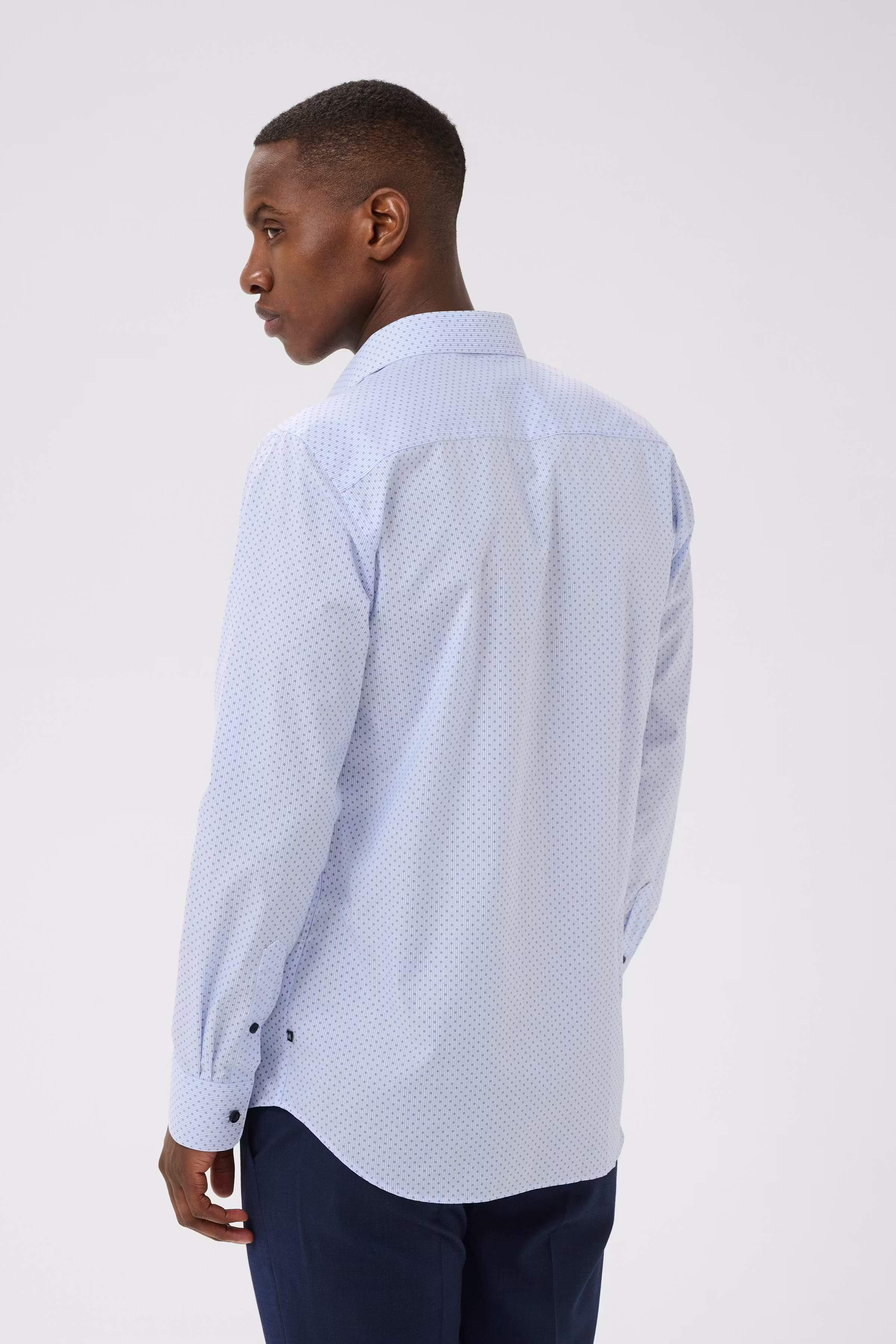 MAmarc Shirt LOOKBOOK BACK 30208893-154030