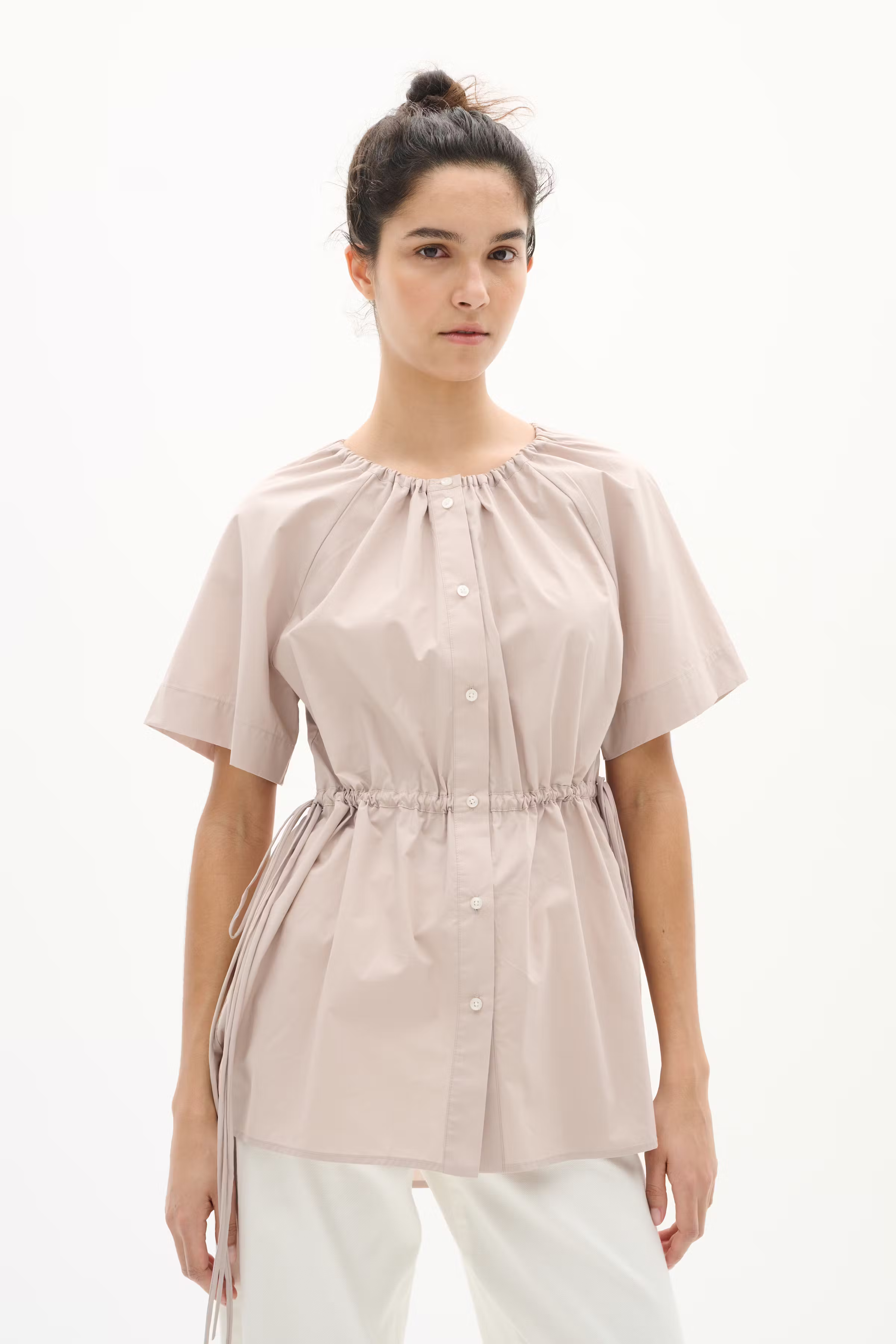 KennaIW Kortærmet skjorte LOOKBOOK FRONT 30110531-161406