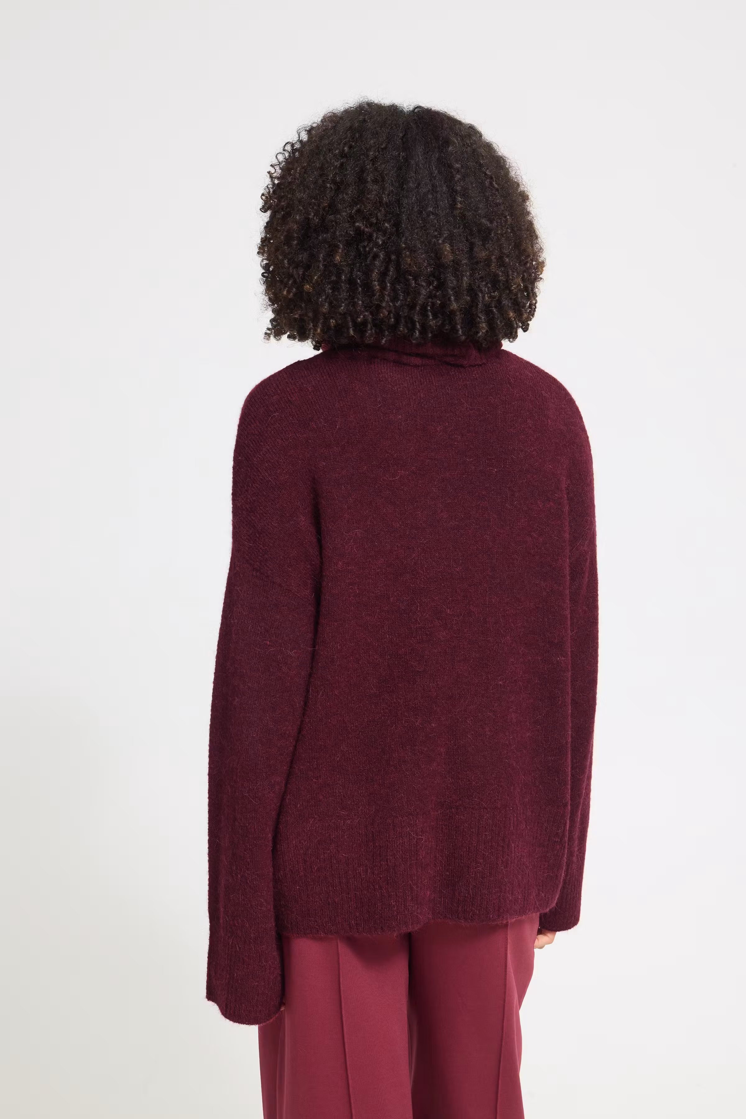 IHKAMARA Pullover LOOKBOOK BACK 20126665-191522
