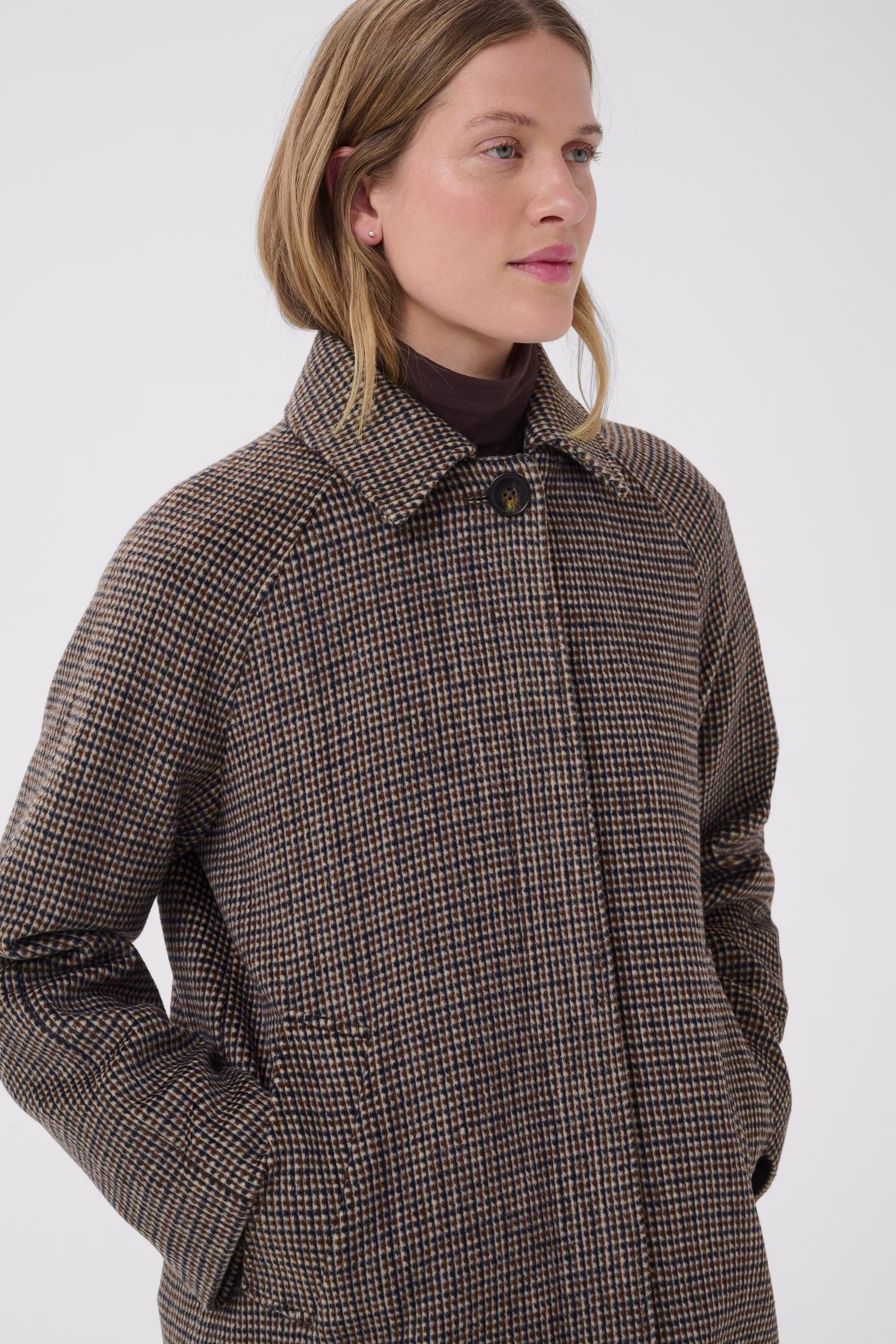 CatherinPW Mantel LOOKBOOK DETAIL 30310644-305065