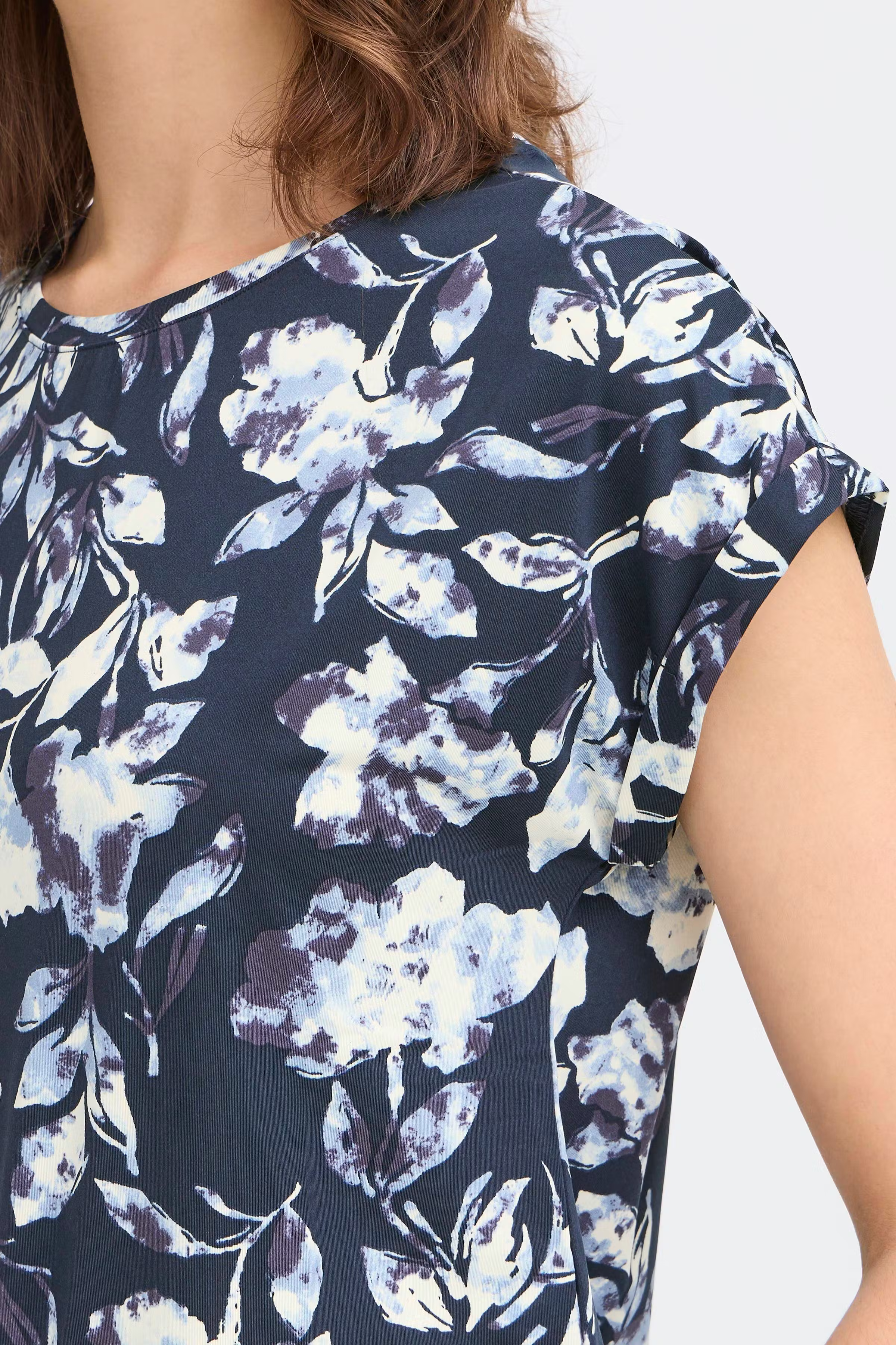 FRSEEN T-shirt LOOKBOOK DETAIL 20610634-900001920