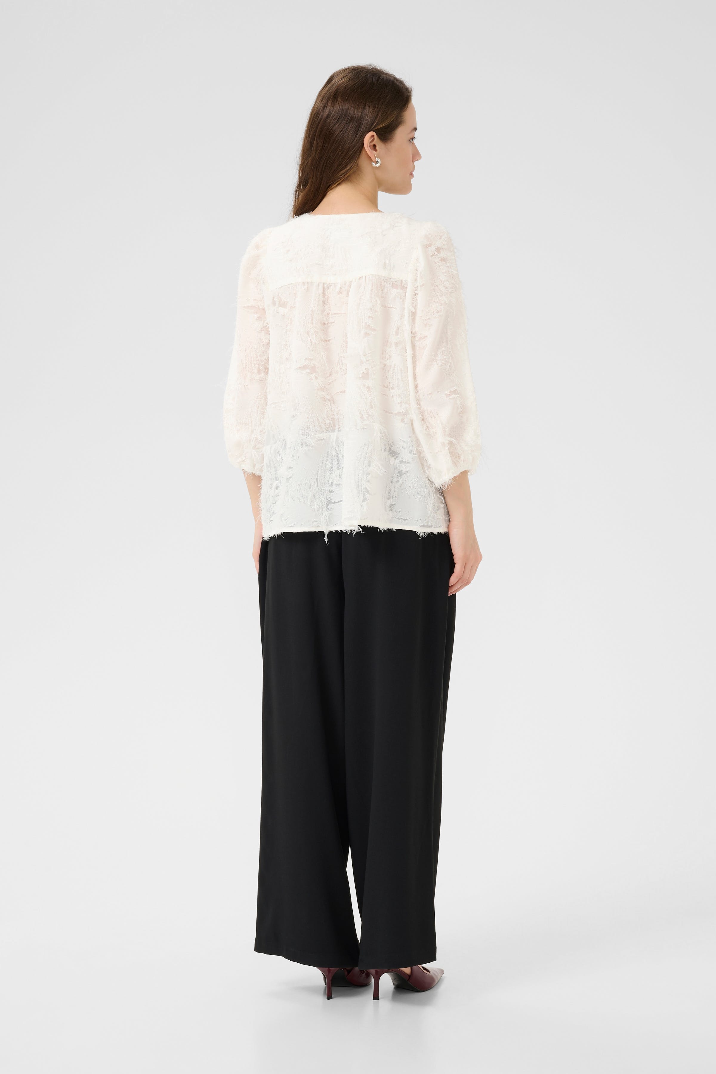 KApariva Blouse LOOKBOOK BACK 10510125-110602