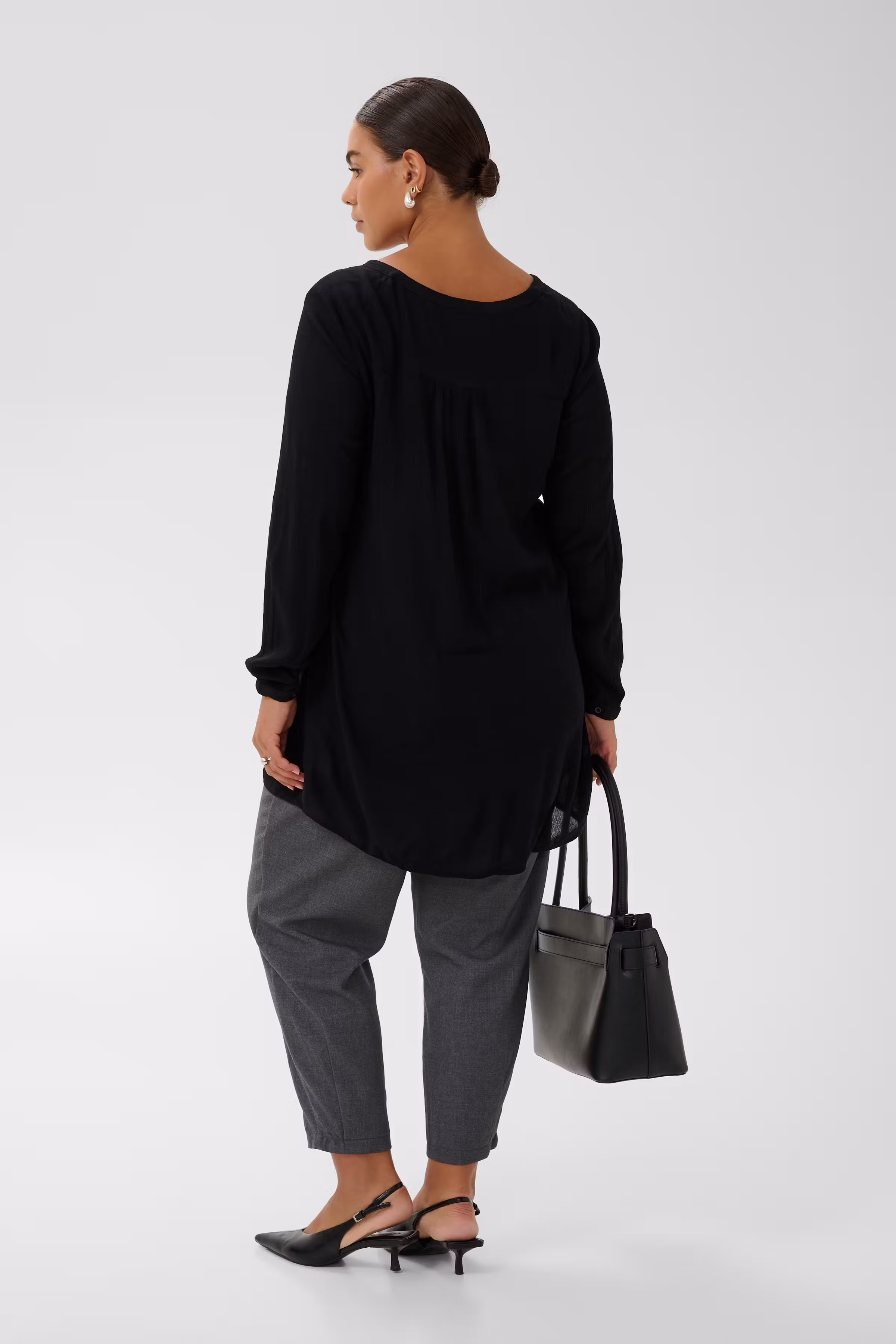 KCAMI Tunika LOOKBOOK BACK 10580002-50600