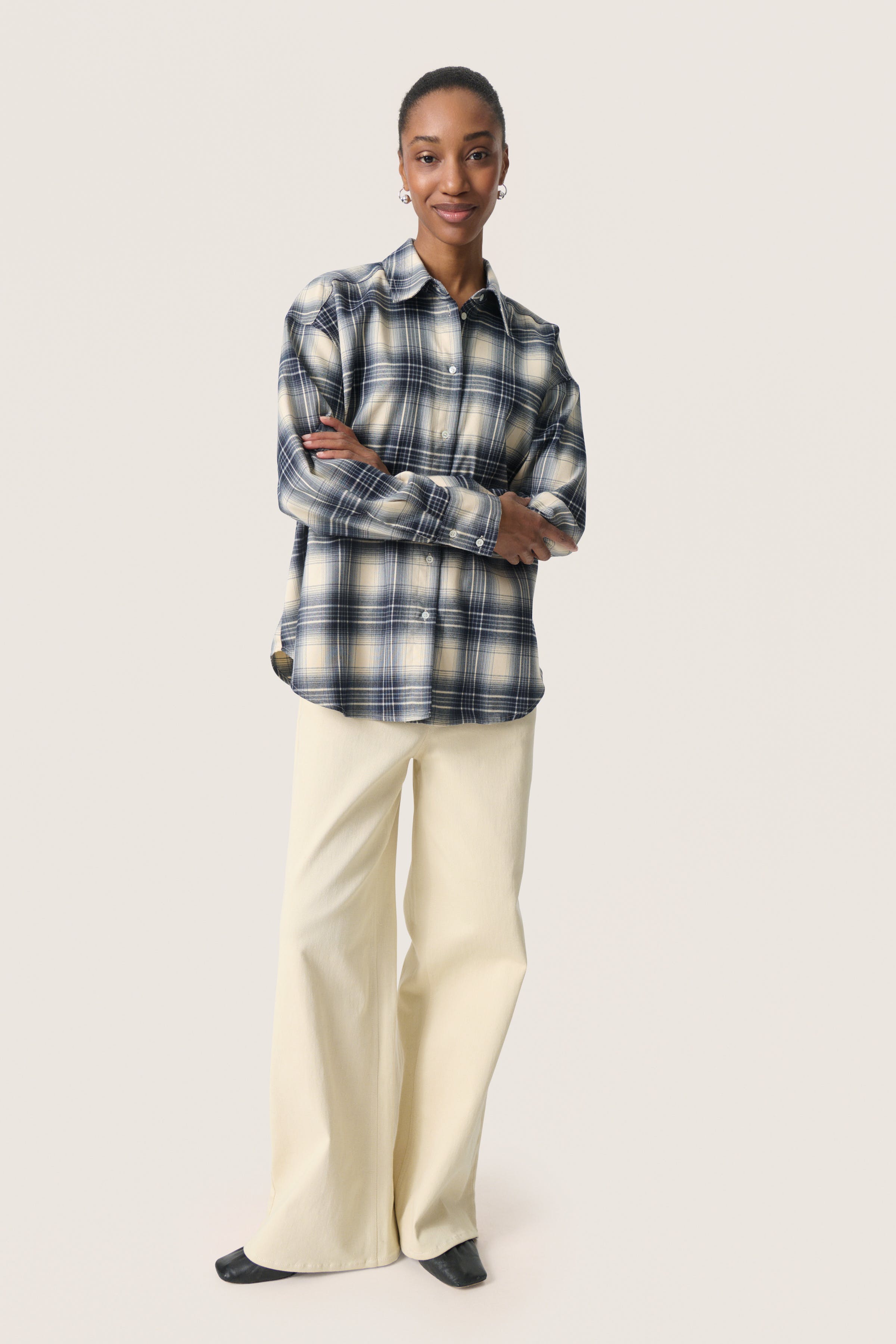 SLPamala Shirt LOOKBOOK FRONT 30408614-304154