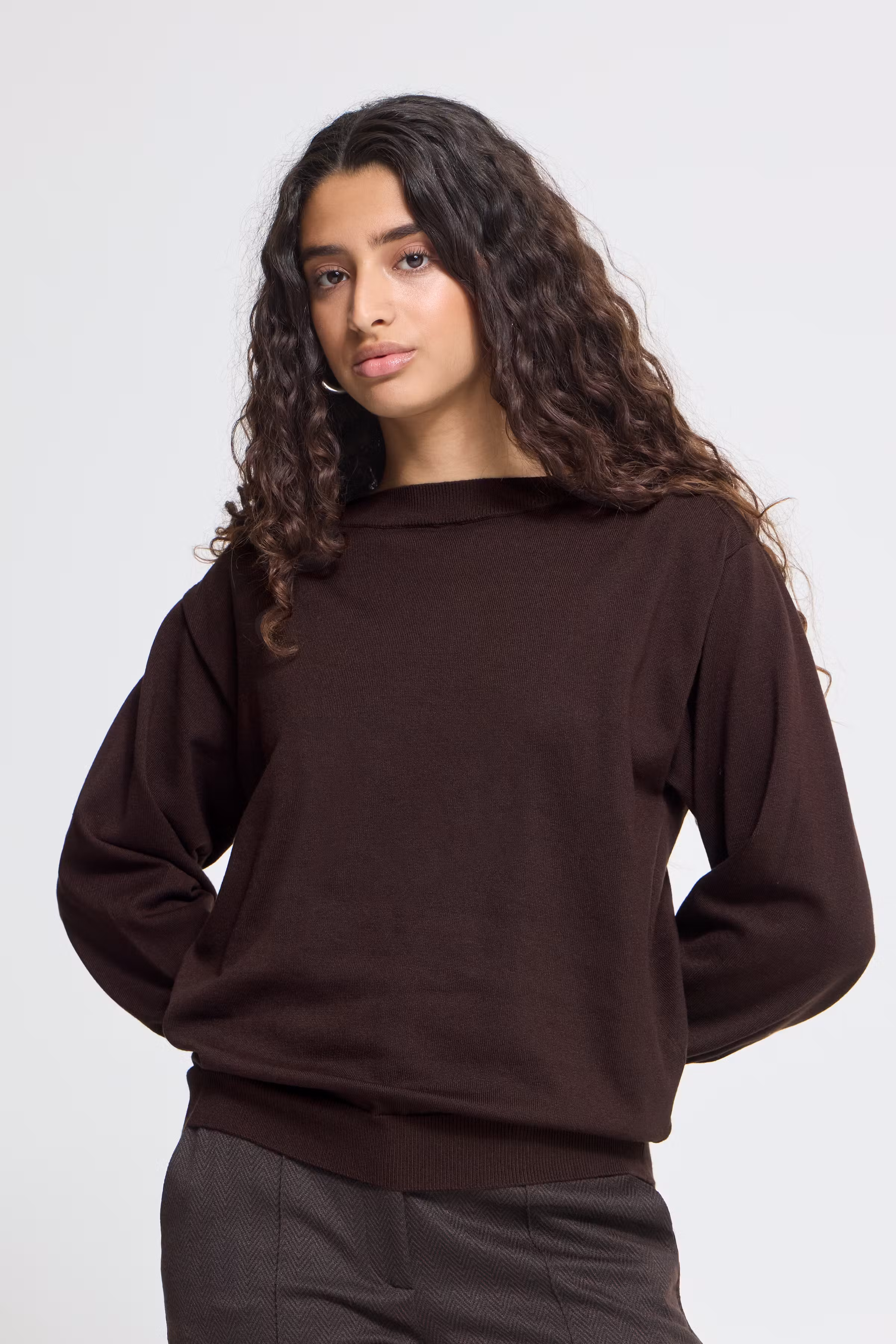 IHLULS Boat neck Pullover LOOKBOOK FRONT 20125811-191109