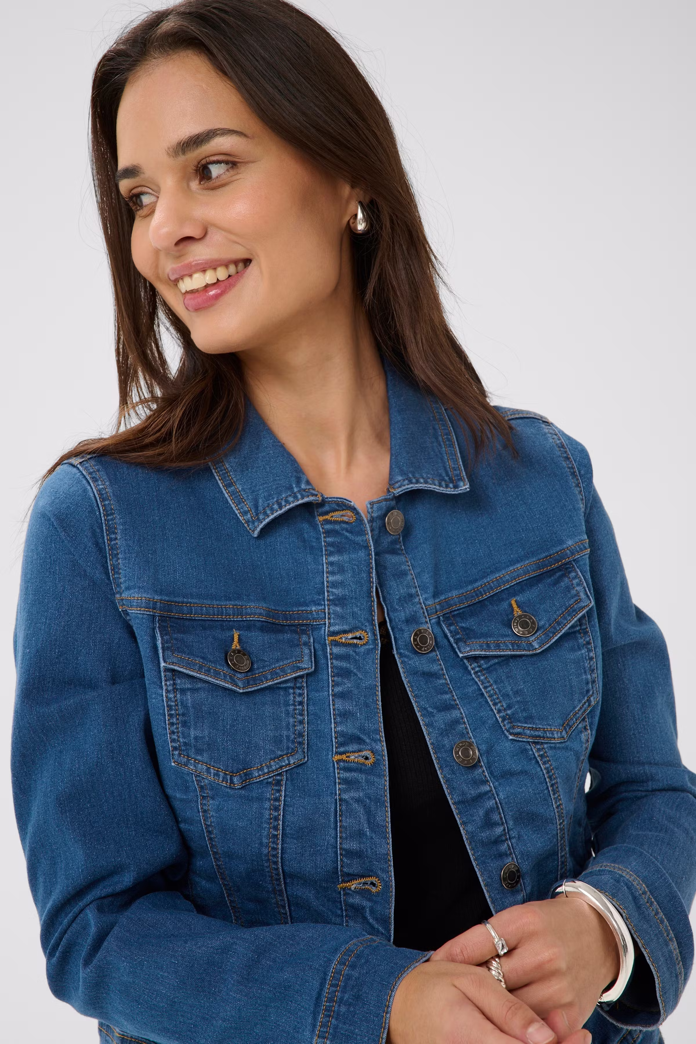 KAvilma Casual Jacke LOOKBOOK DETAIL 10511486-102272