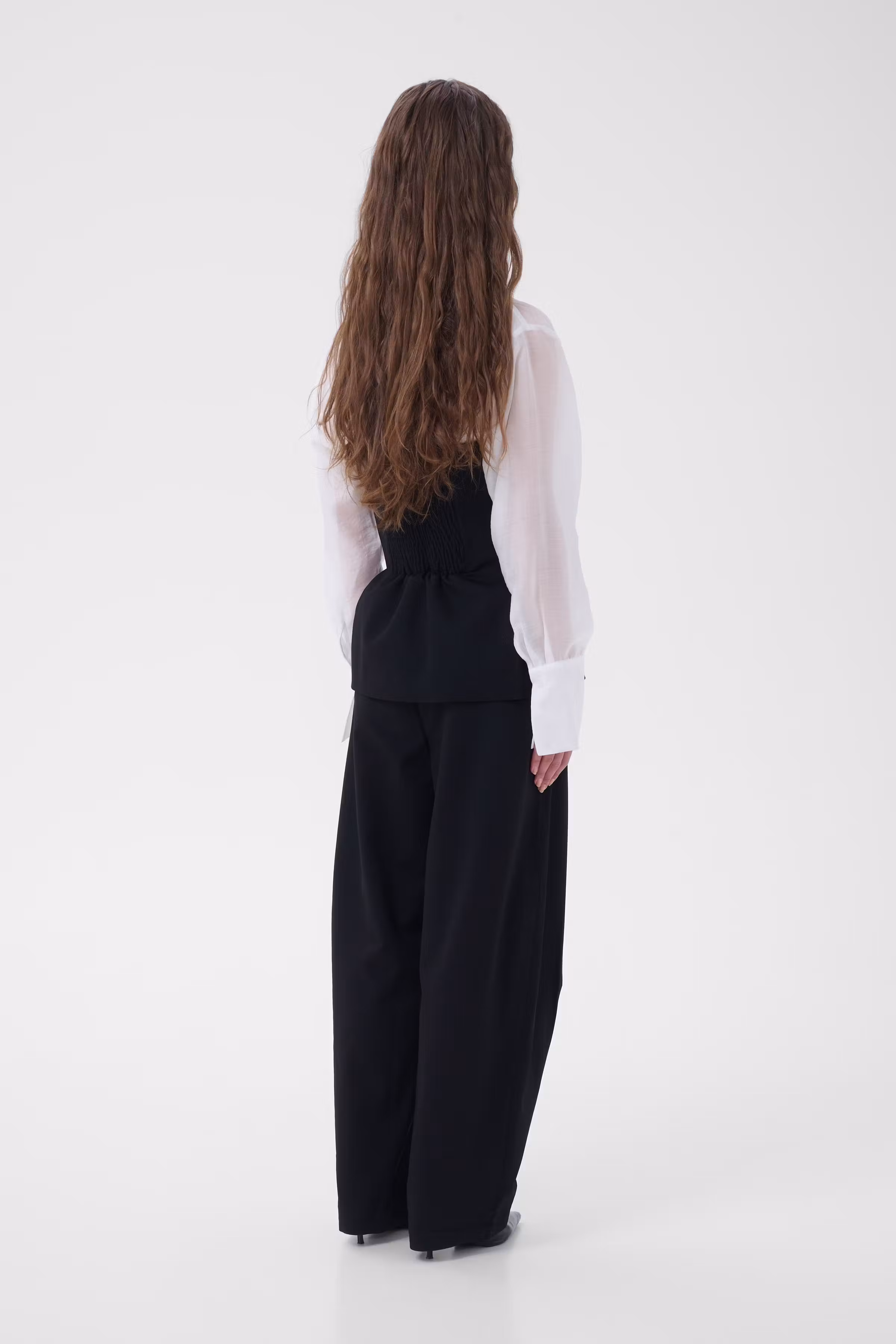 MWEvelina Top LOOKBOOK BACK 10705748-100031