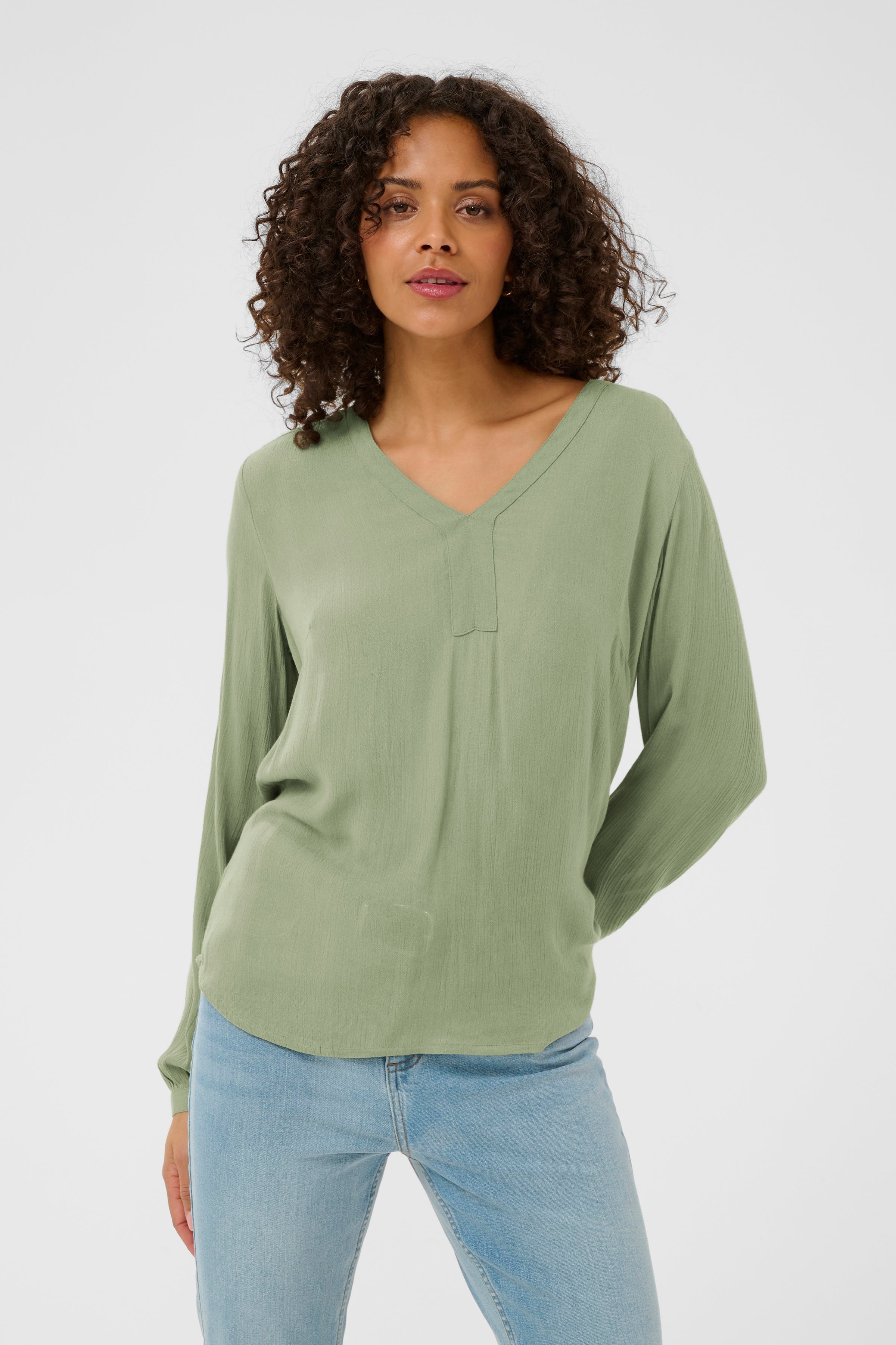 Amber Bluse LOOKBOOK FRONT 501032-176212