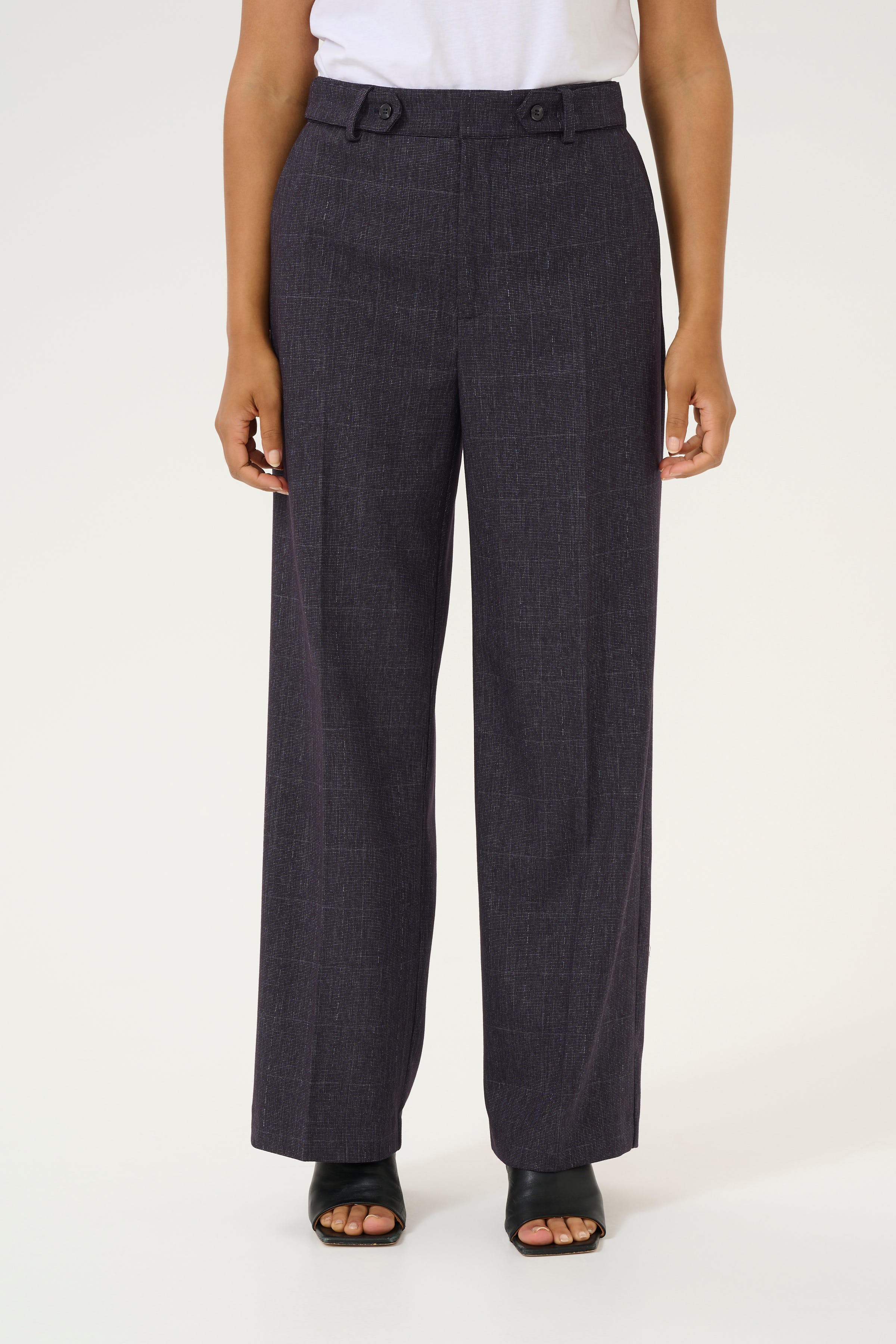 KApernilla Trousers LOOKBOOK FRONT 10509417-106807