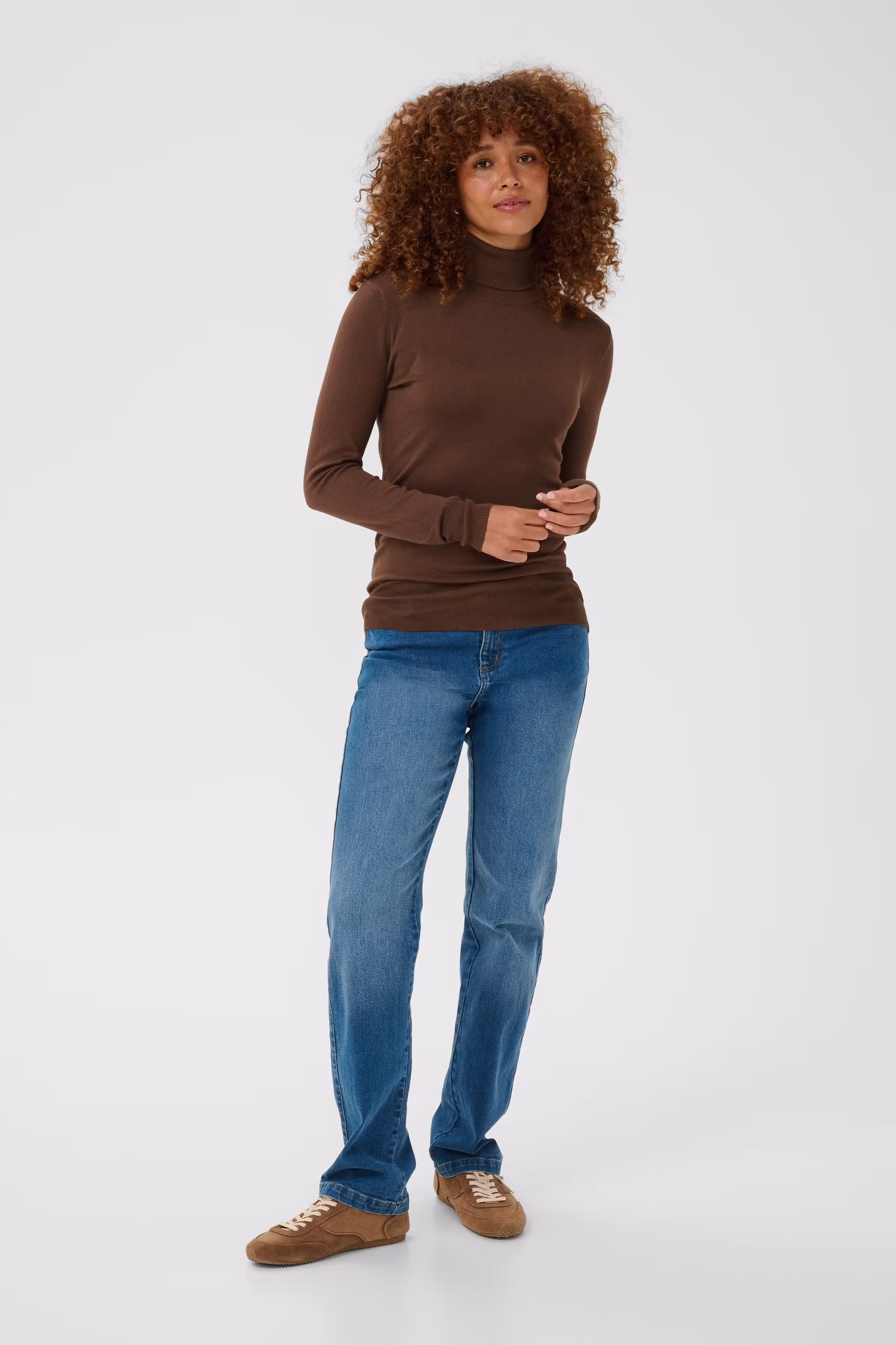 Astrid Pullover LOOKBOOK FRONT 500023-191116