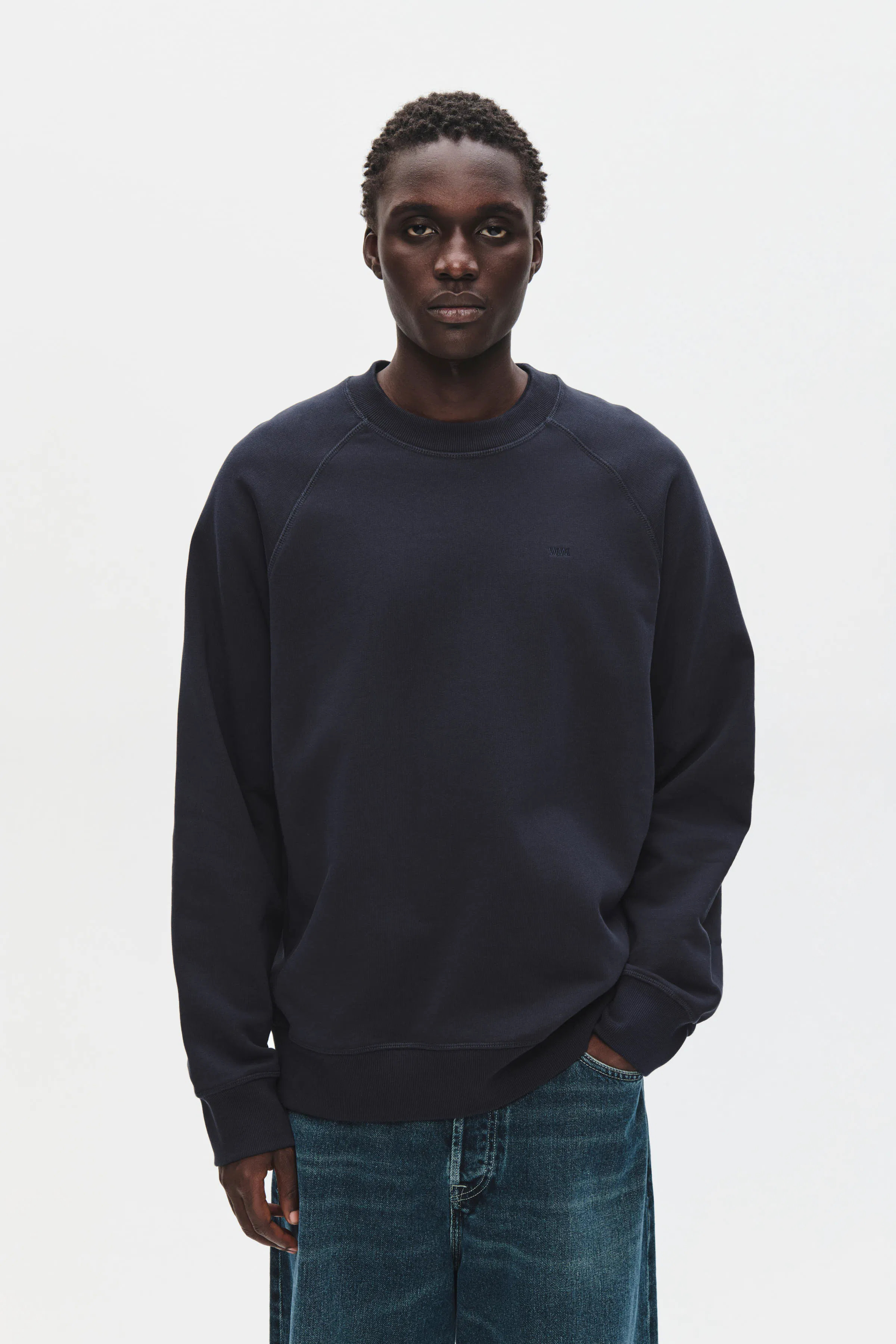 WWHester Sweatshirt LOOKBOOK FRONT 30251551-194011