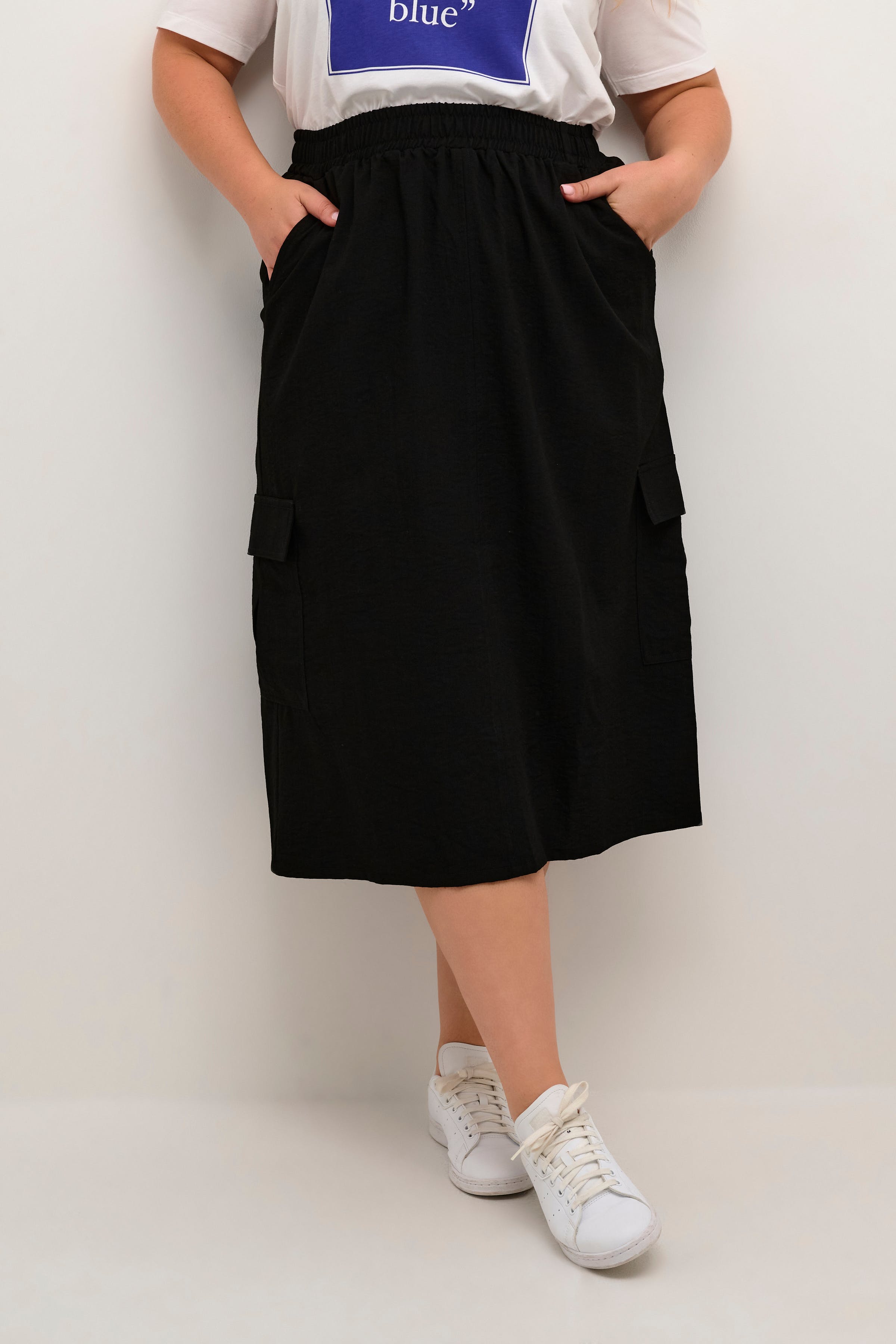 KCmary Jupe LOOKBOOK FRONT 10582068-100121