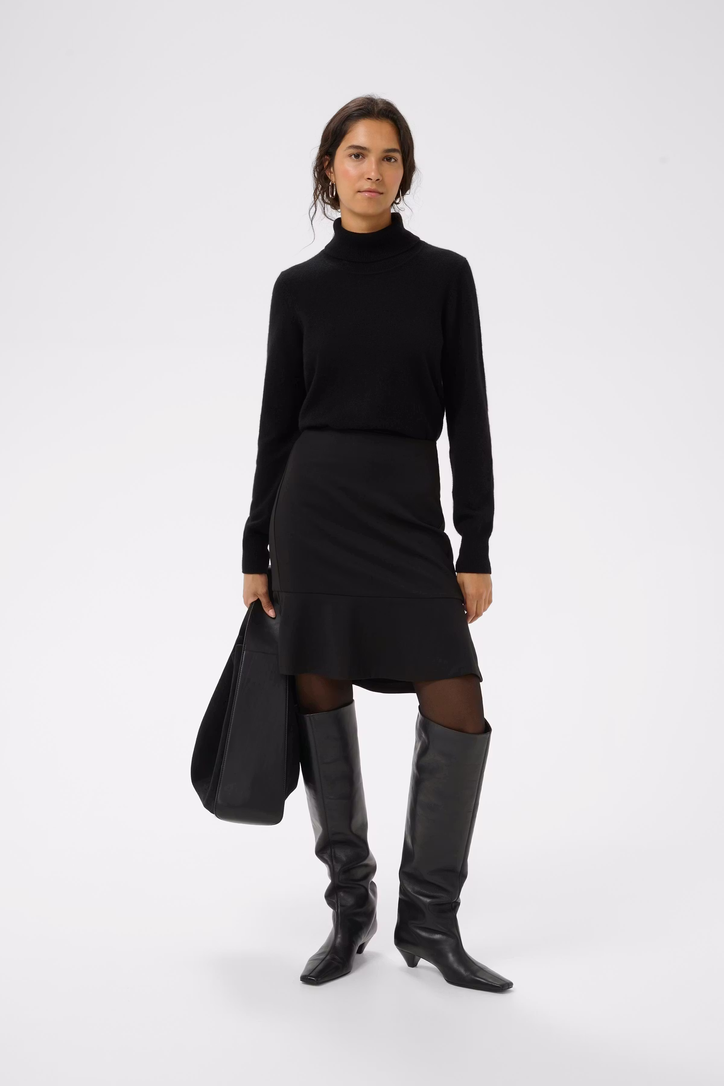 YuktaIW Skjørt LOOKBOOK FRONT 30111134-194008