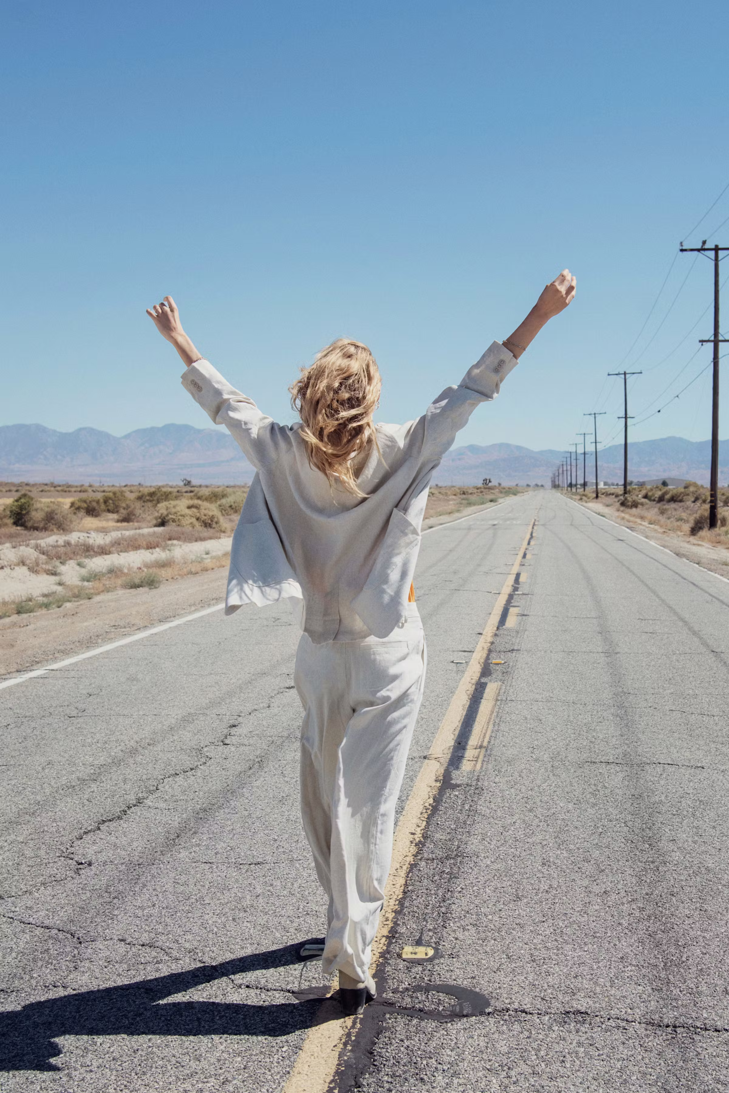 EstelleSZ Linen trousers LOCATION NONE 30513280-1306071