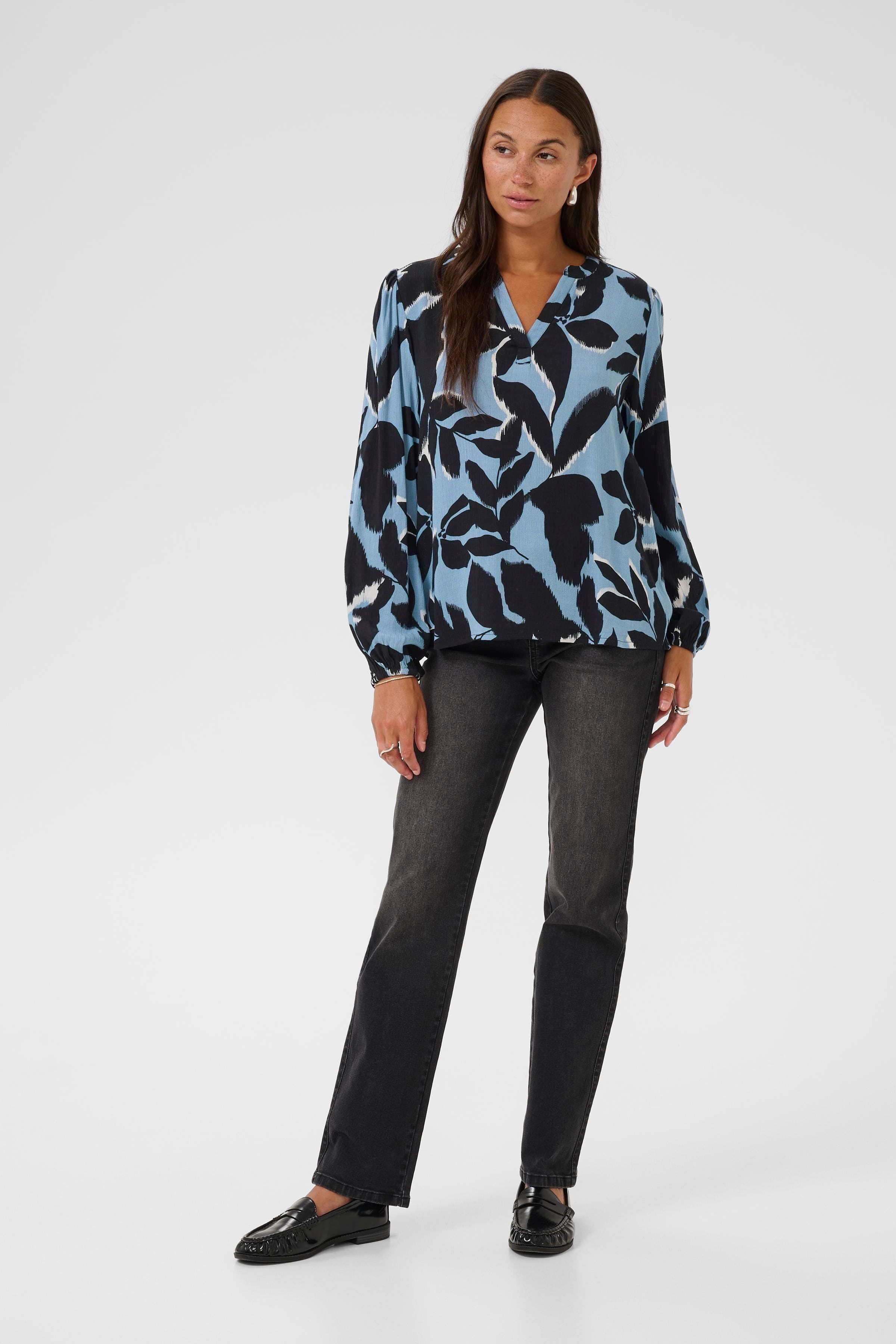 KAbeate Blus LOOKBOOK FRONT 10510756-108389