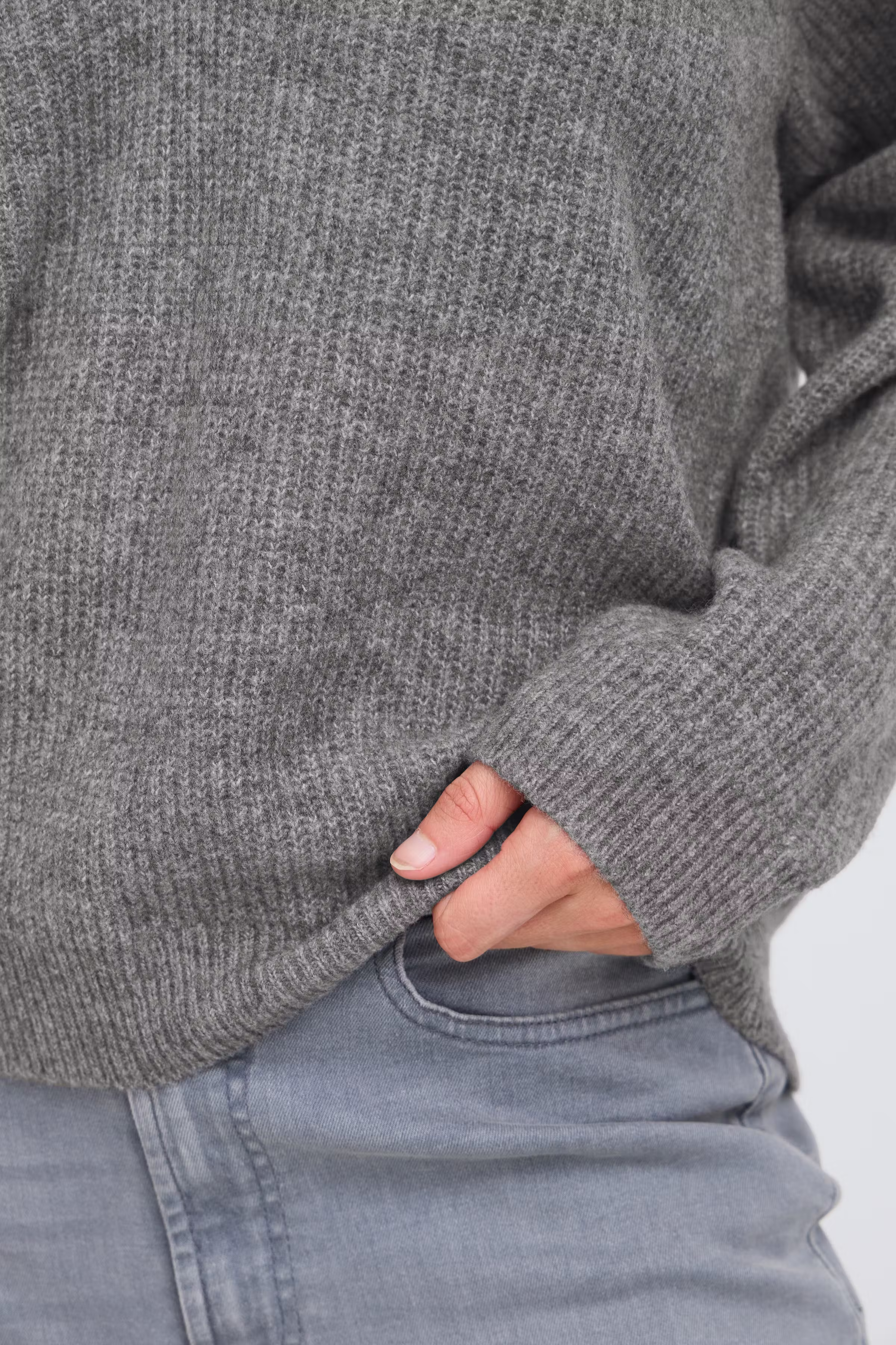 IHDASILA Pullover LOOKBOOK DETAIL 20124211-200319