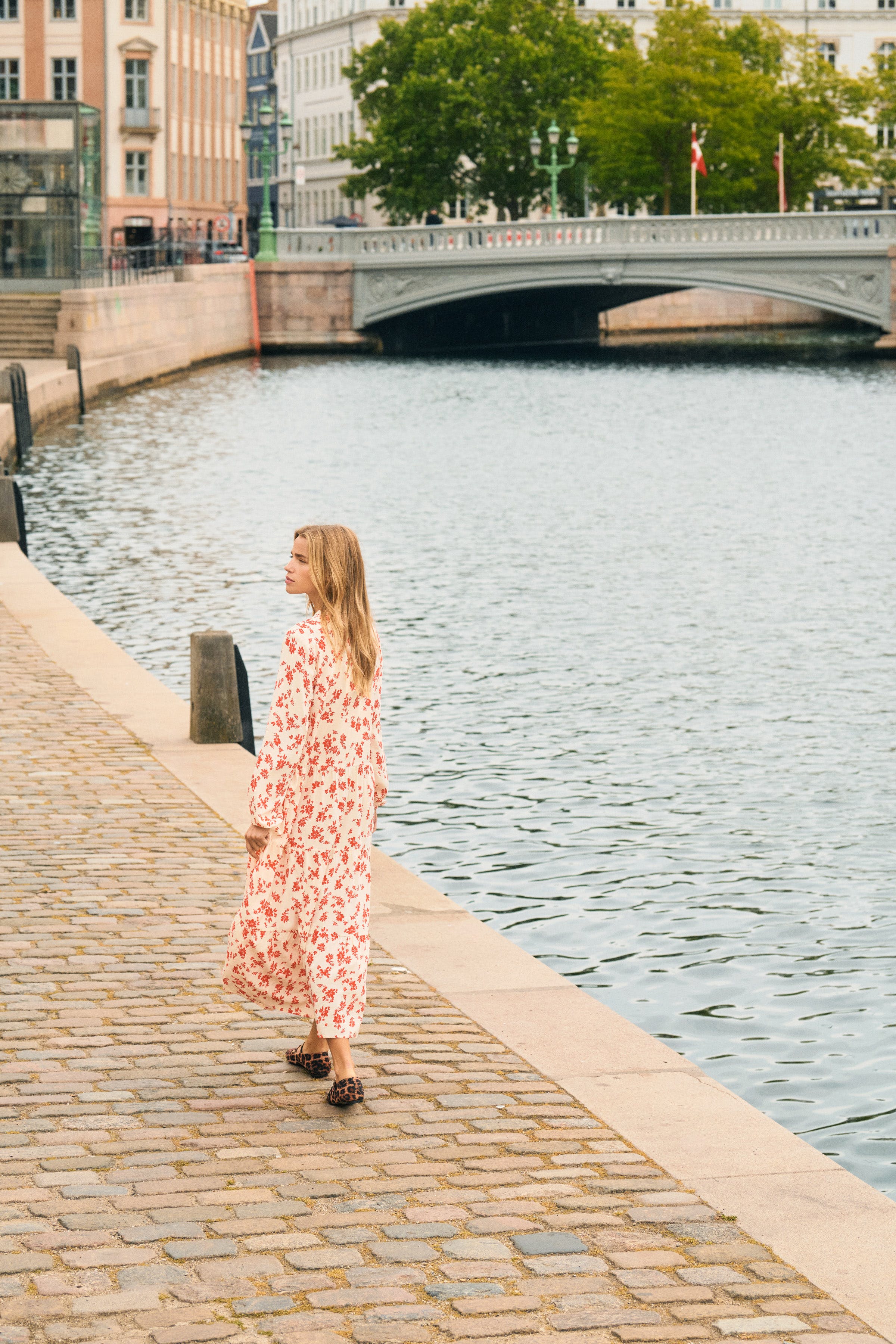 EdaSZ Klänning LOCATION NONE 30511115-304734