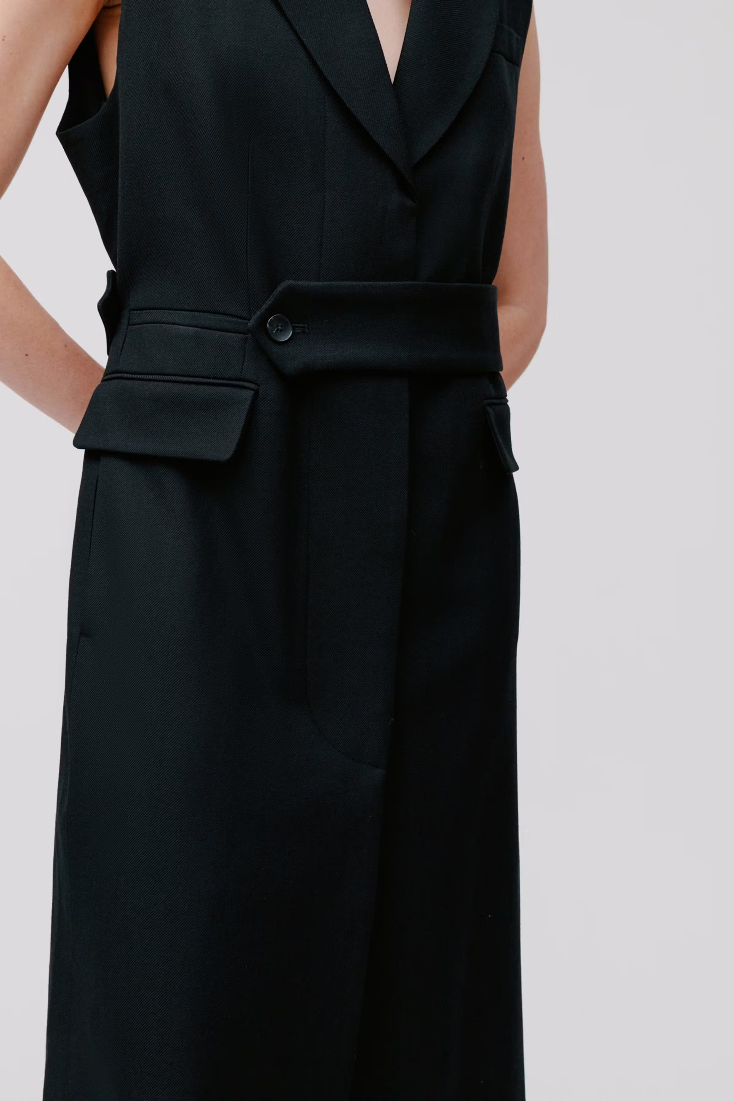 CORI WESTE LOOKBOOK DETAIL 30600566-BK999