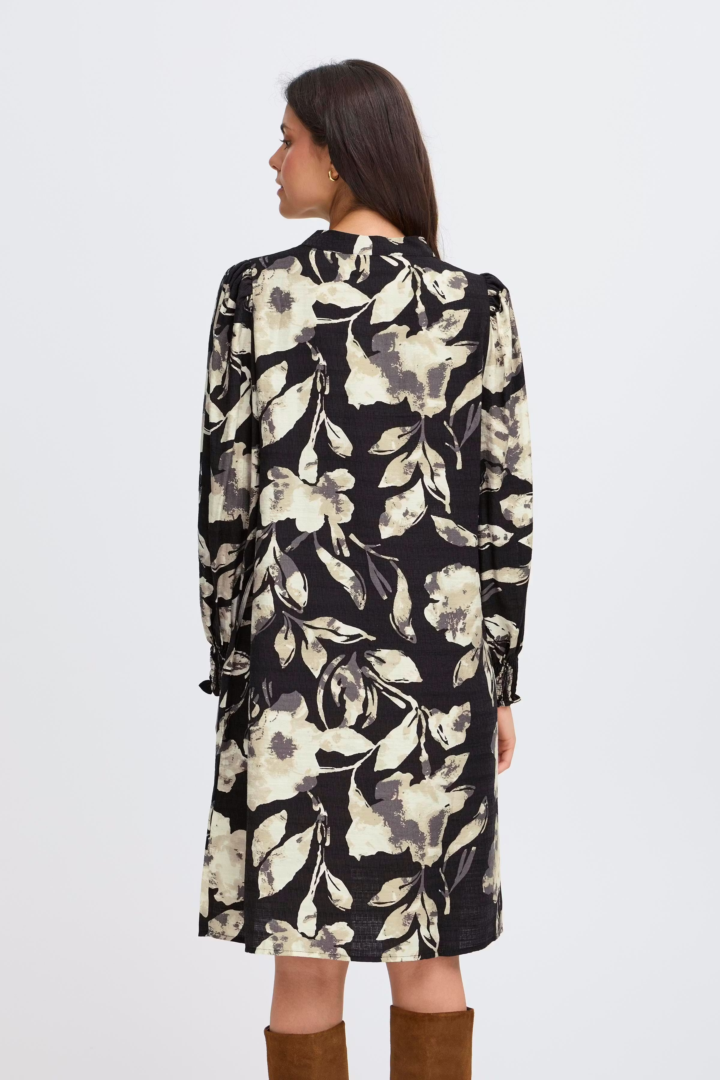 FRARIANA Kjole LOOKBOOK BACK 20616227-900001437