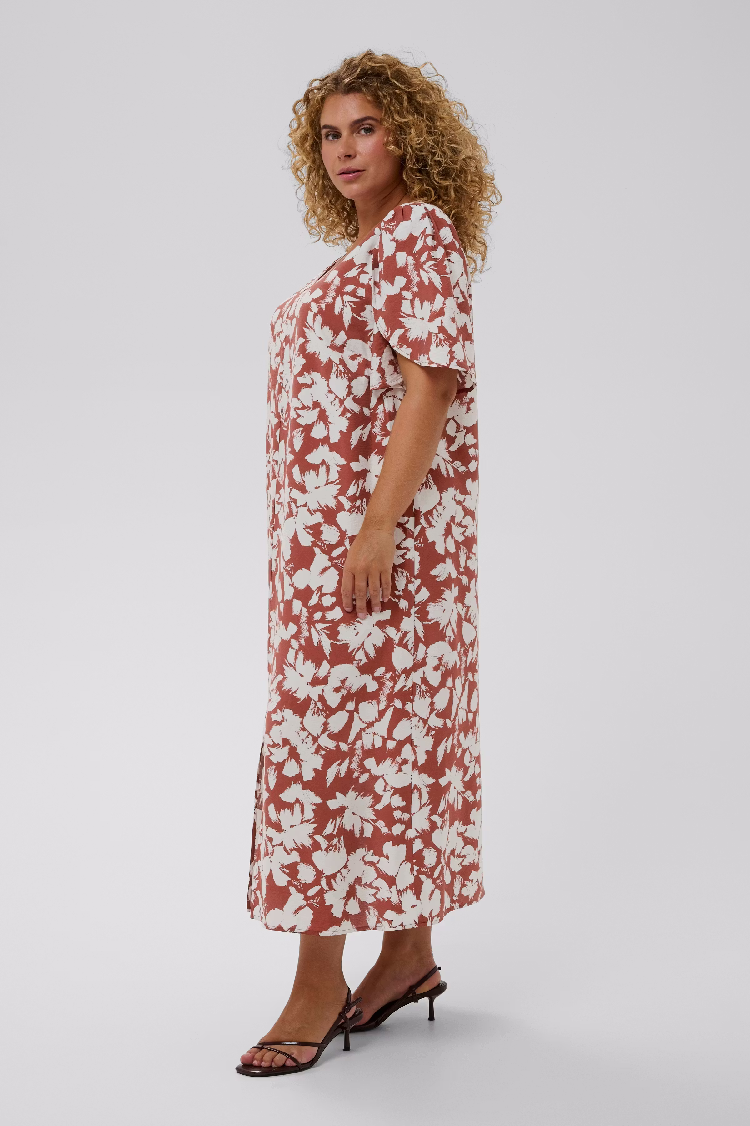 KCevia Dress LOOKBOOK FRONT 10584138-109283