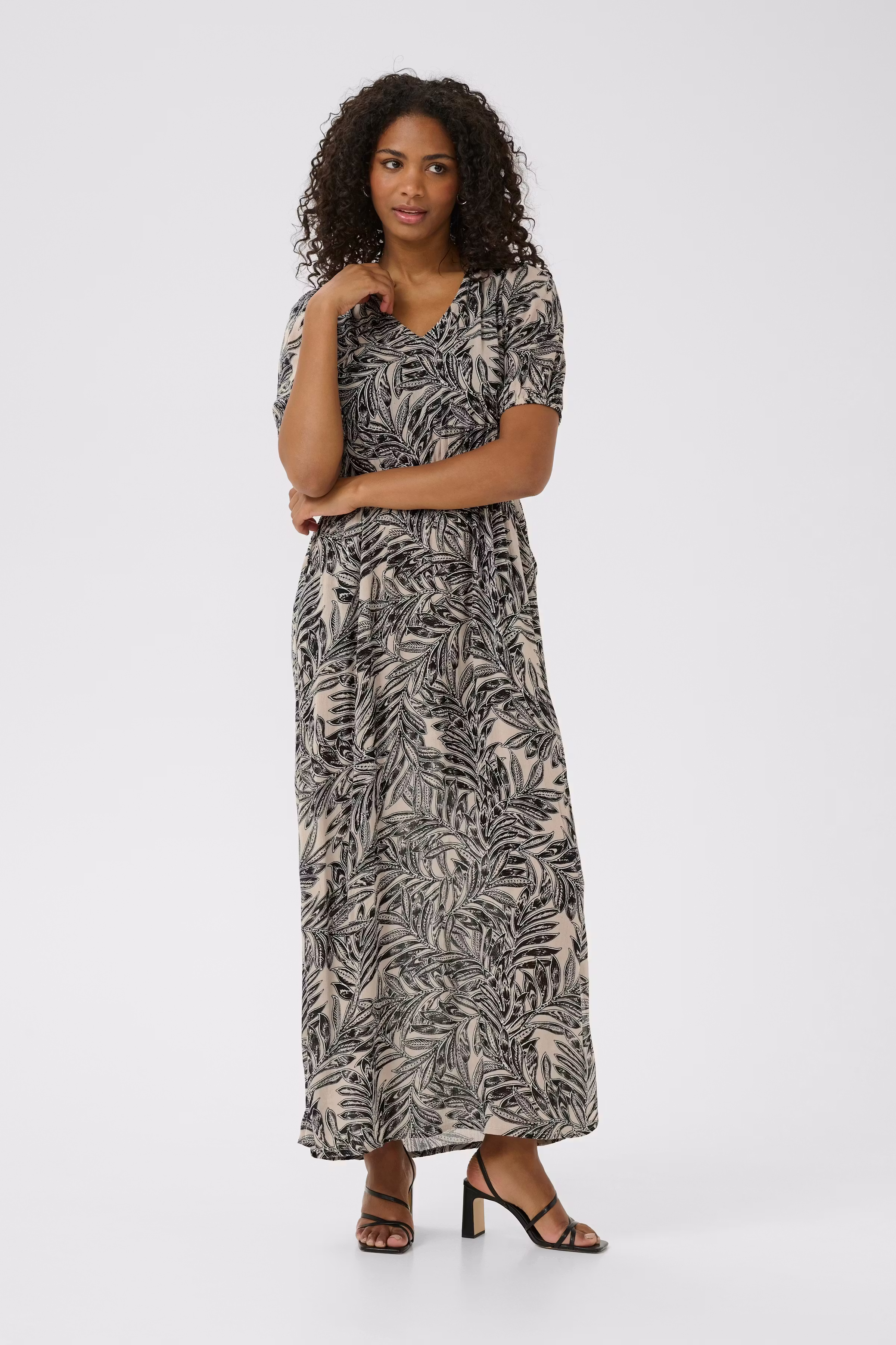 KAisolde Kjole LOOKBOOK FRONT 10507514-108185