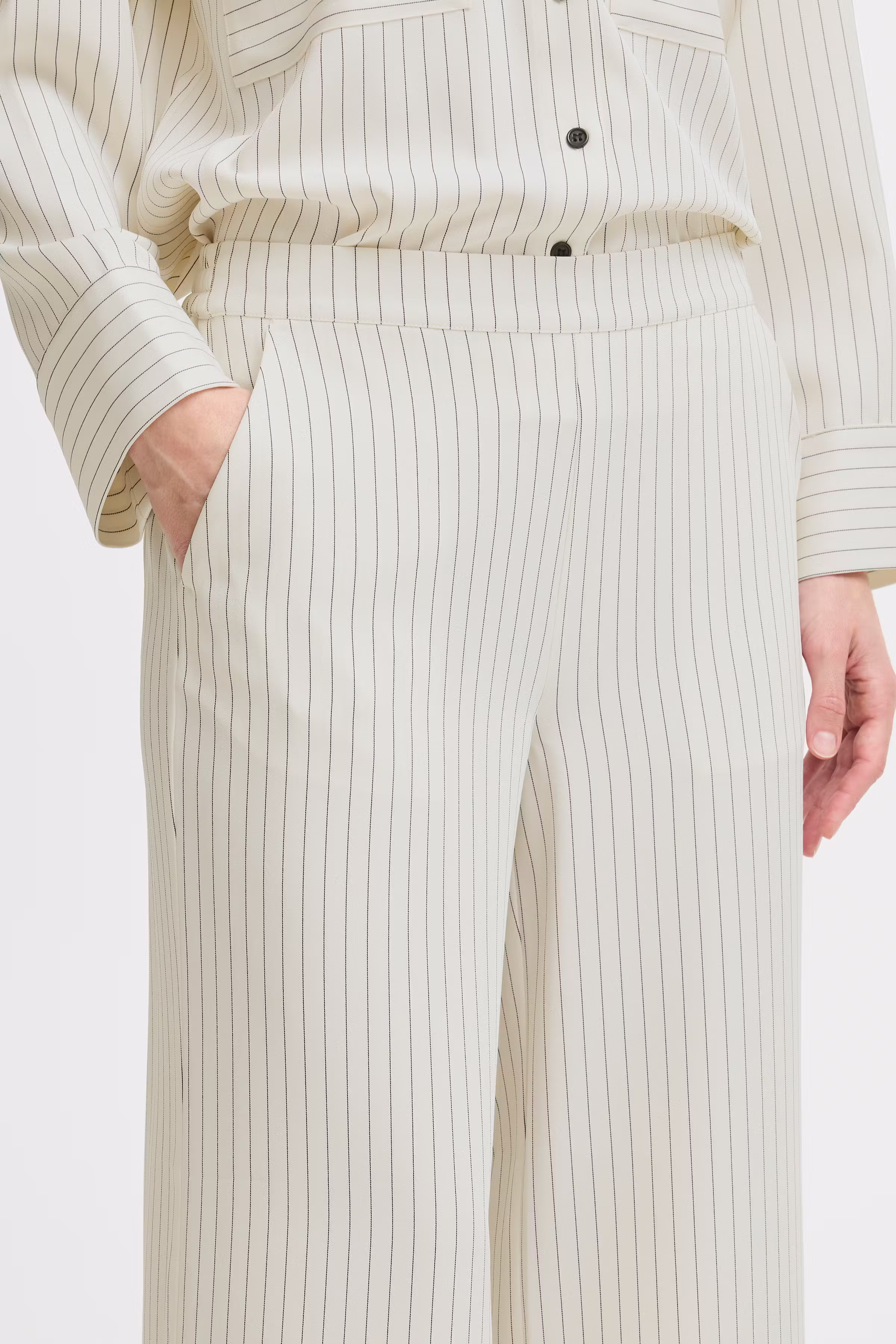 BYDANNIA Trousers LOOKBOOK DETAIL 20816459-200779