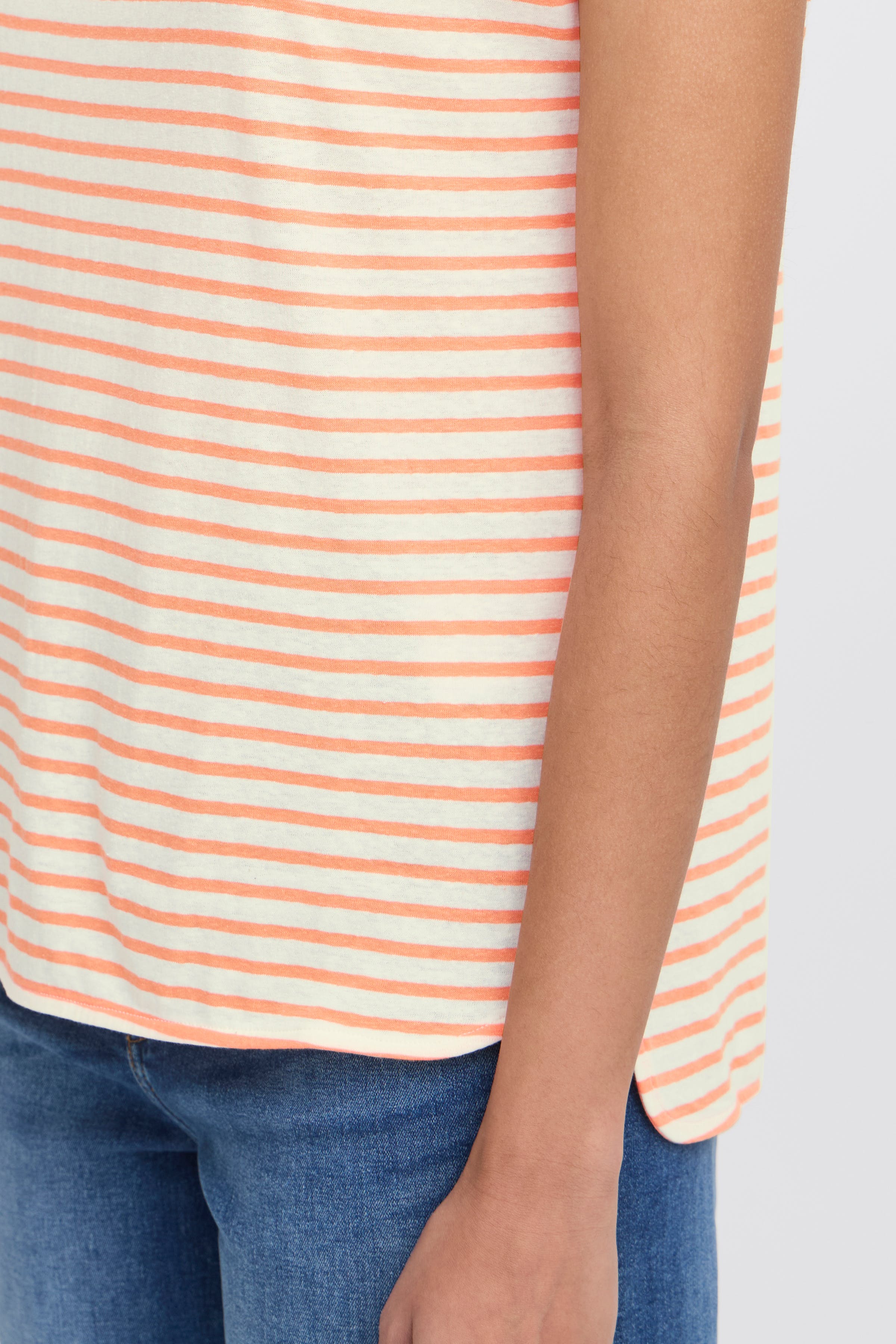 IHYULIETTA T-shirt LOOKBOOK DETAIL 20120227-202882