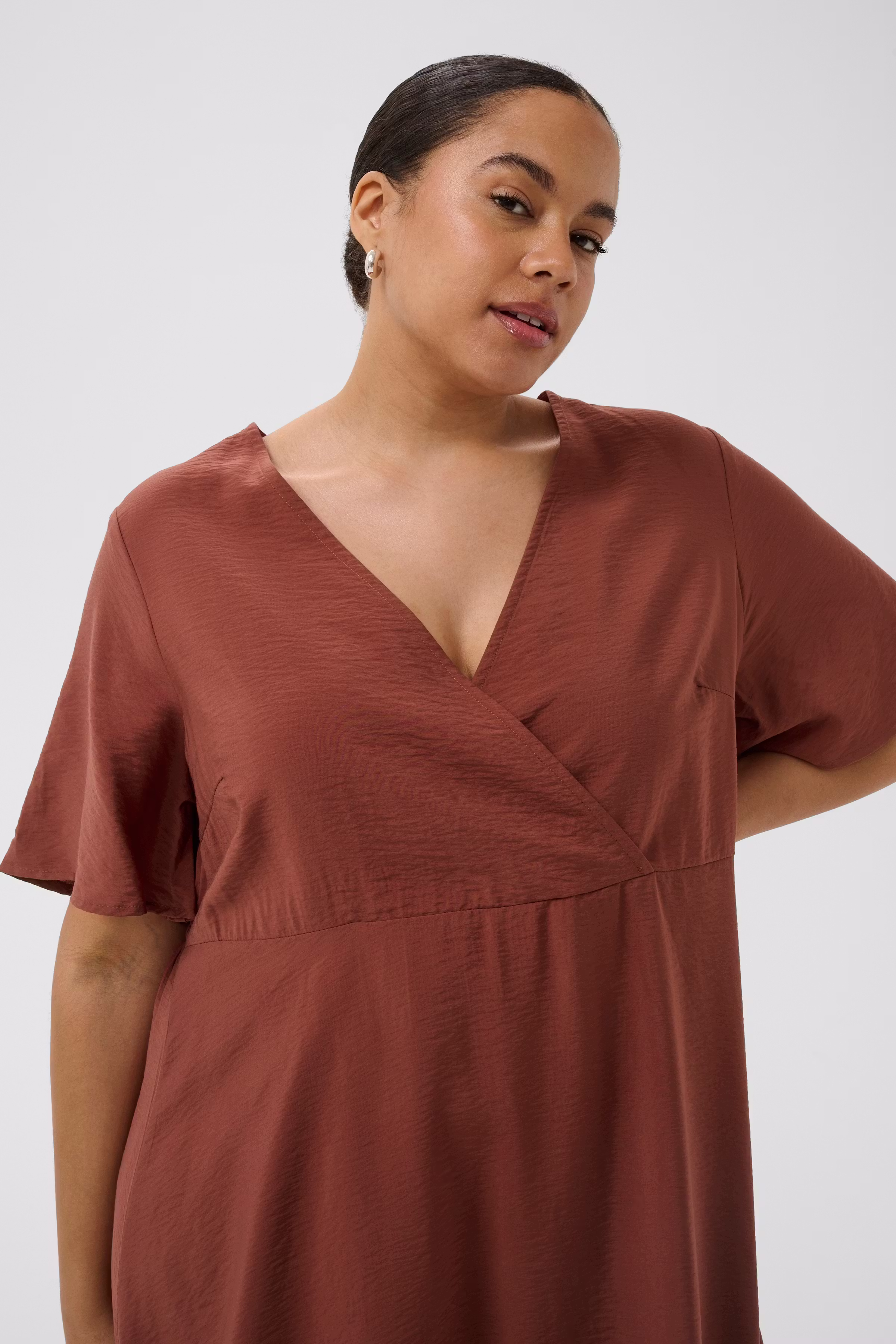 KCneela Kjole LOOKBOOK DETAIL 10584136-191334