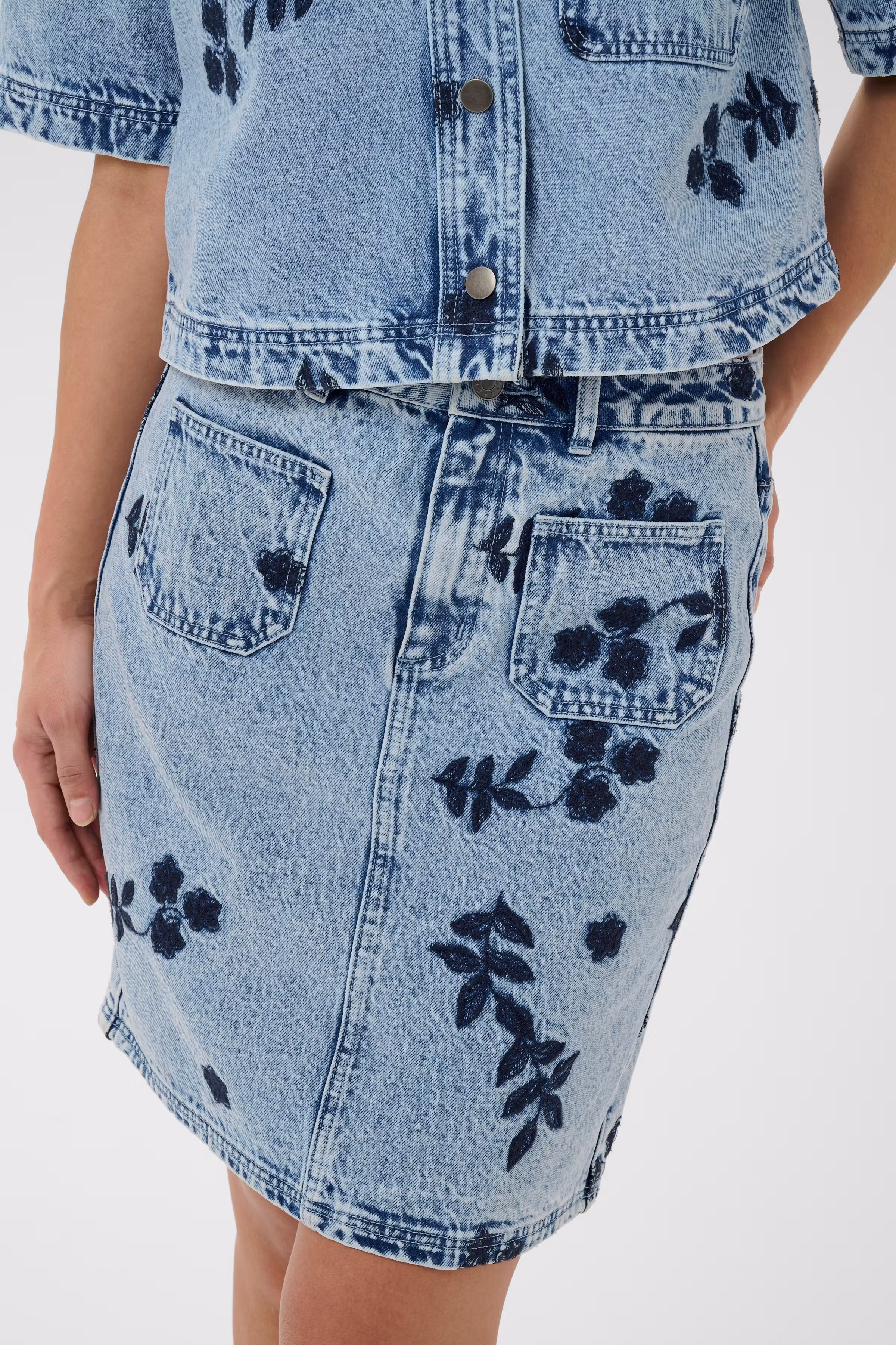 KAbabena Nederdel LOOKBOOK DETAIL 10511551-109299